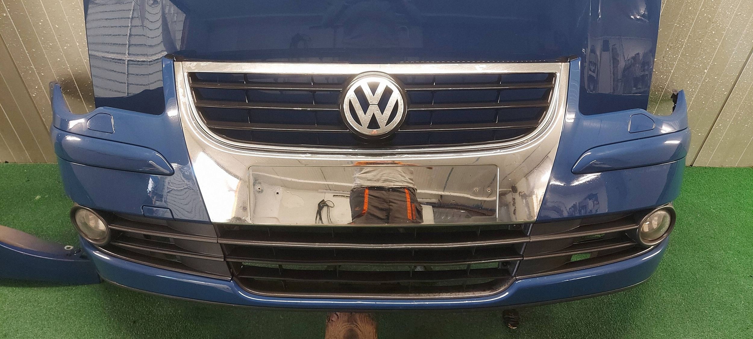 bumper front complete VW TOURAN LIFT 07-10 washers LAK: LL5M