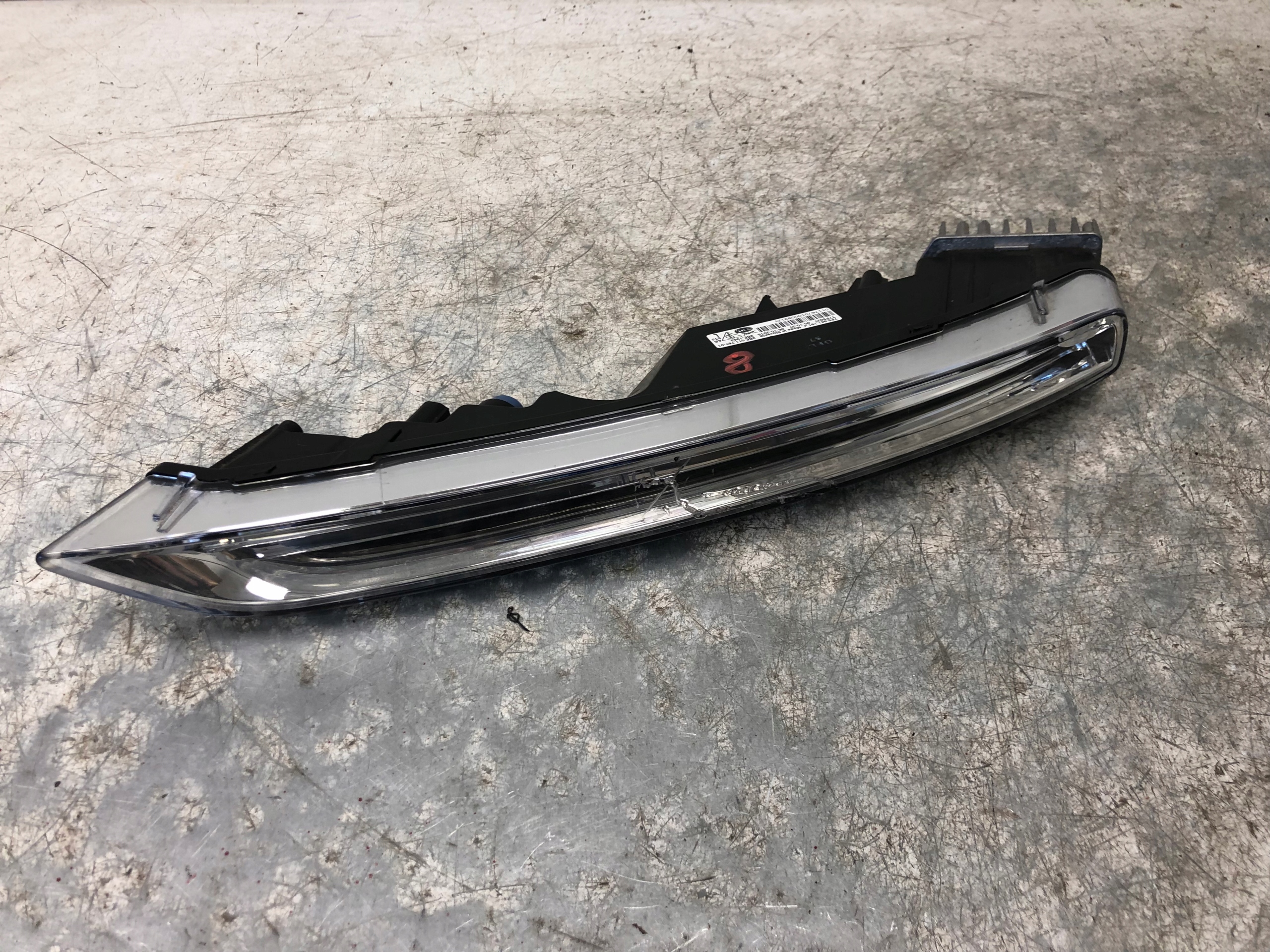 light indicator LED DRL left PORSCHE CAYENNE 7P5941181J