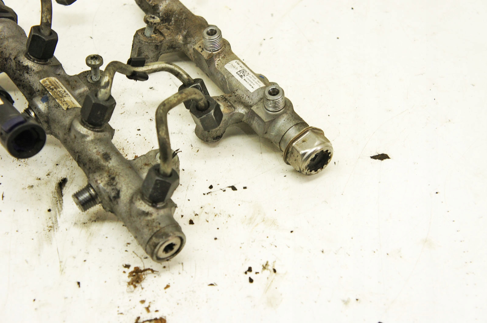 QG269 Audi A6 C7 3.0d топливная рейка 059130089CS 059130090CS