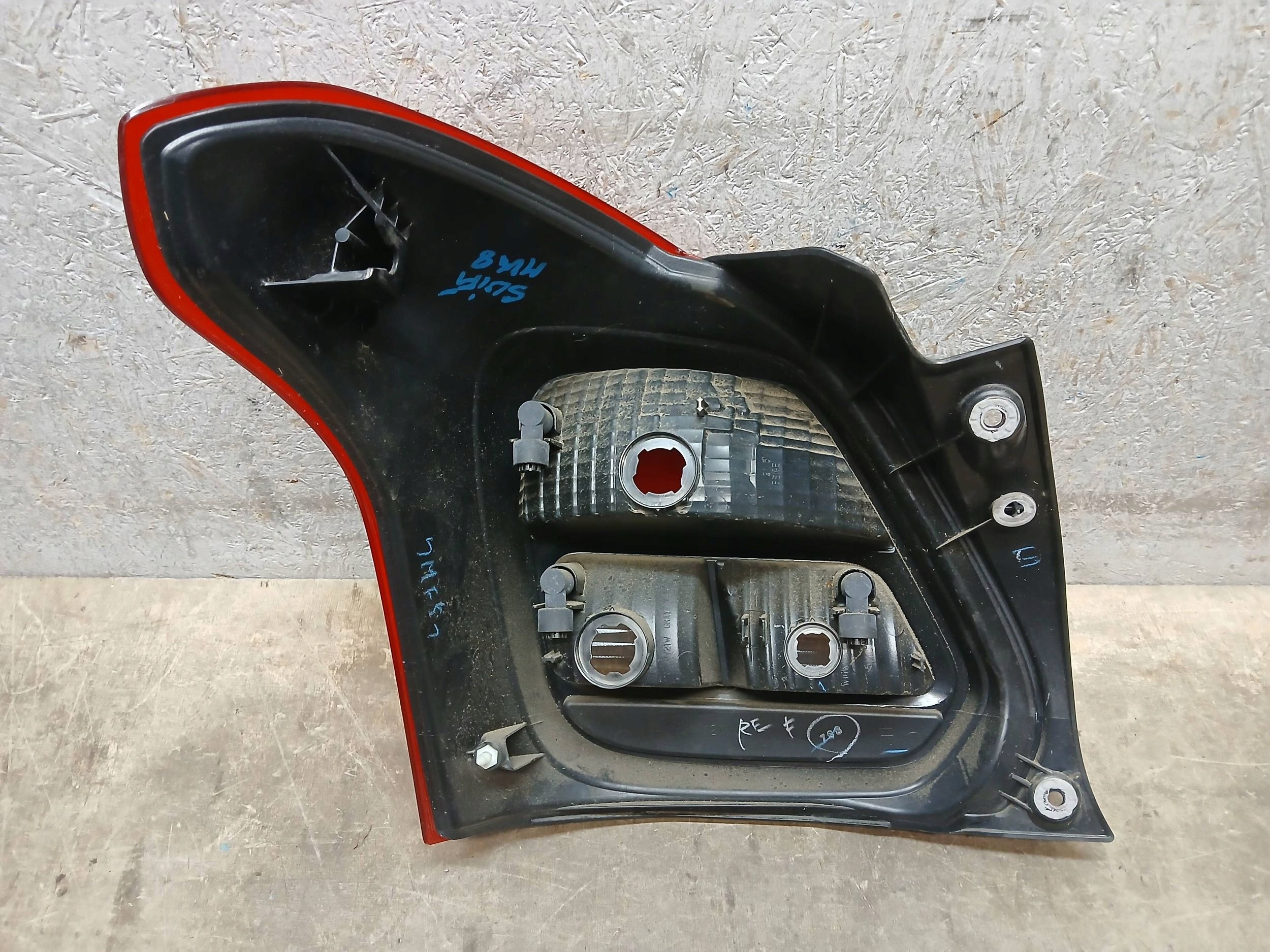 light rear part right SUZUKI SWIFT MK8 22059362