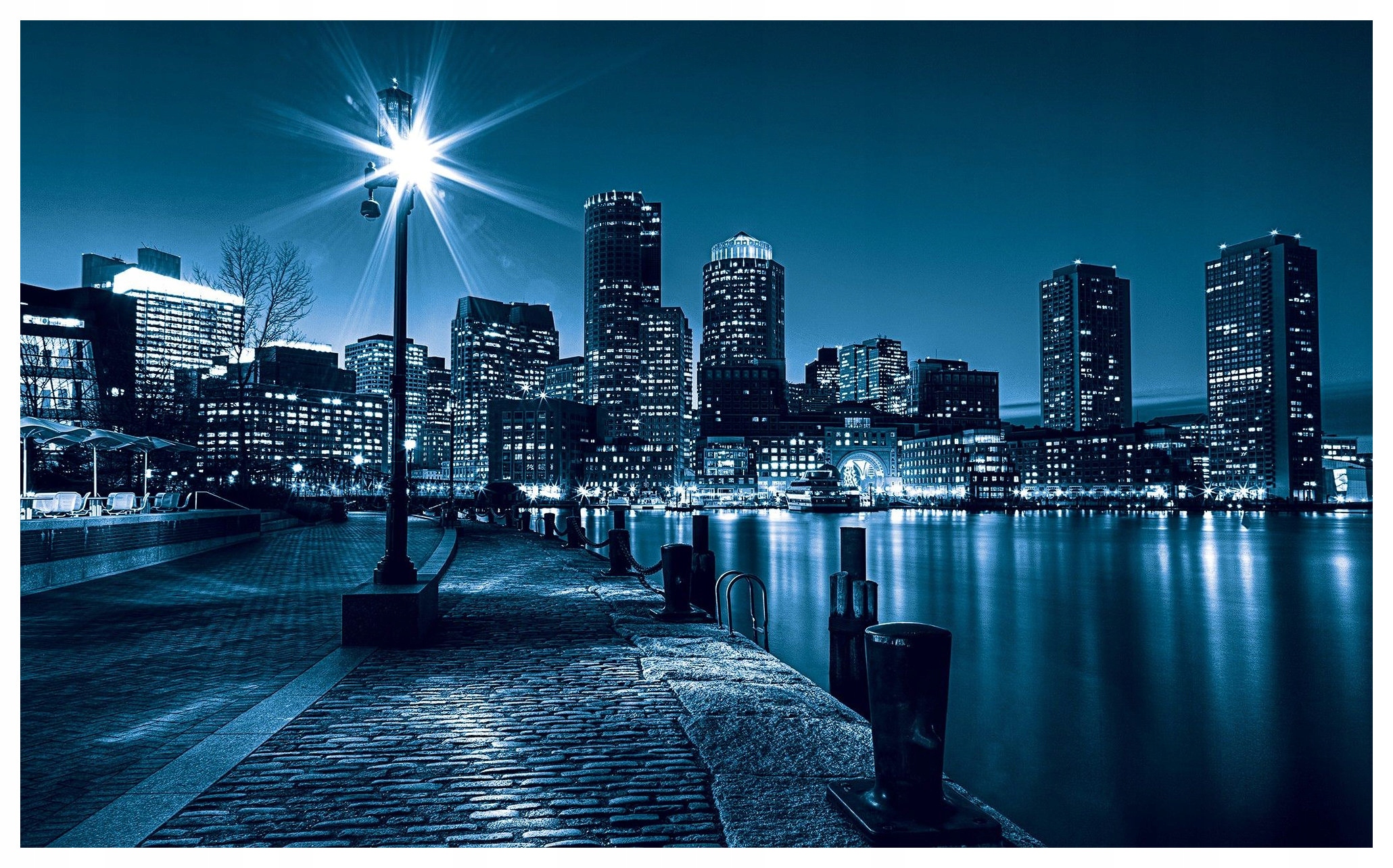 Fototapeta Noční město s molem světla vinylová 254x184 lepidlo