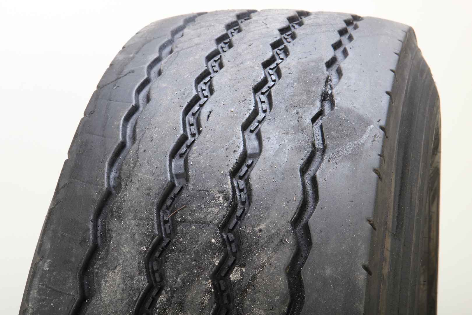 1x 385 / 65R22. 5 Goodyear Omnitrac S (T4584)