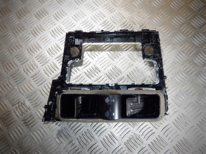 VW GOLF 7 DECOR РАМКА NAVI РАДИО 5G1819743D ФОРТЕПИАНО