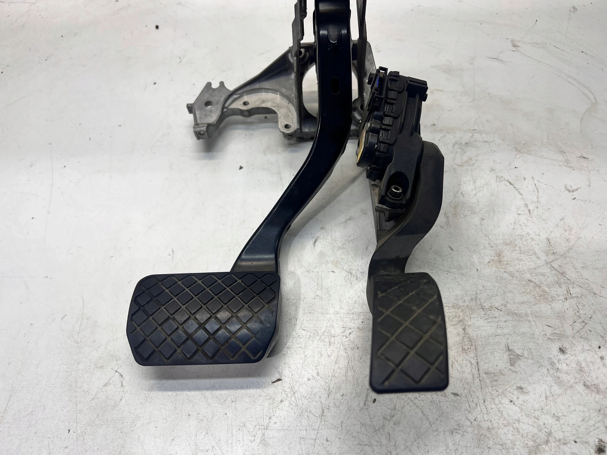 PEDAL pedals KOMPLET AUDI A4 B6 B7 8E1721117A 8E1723523G