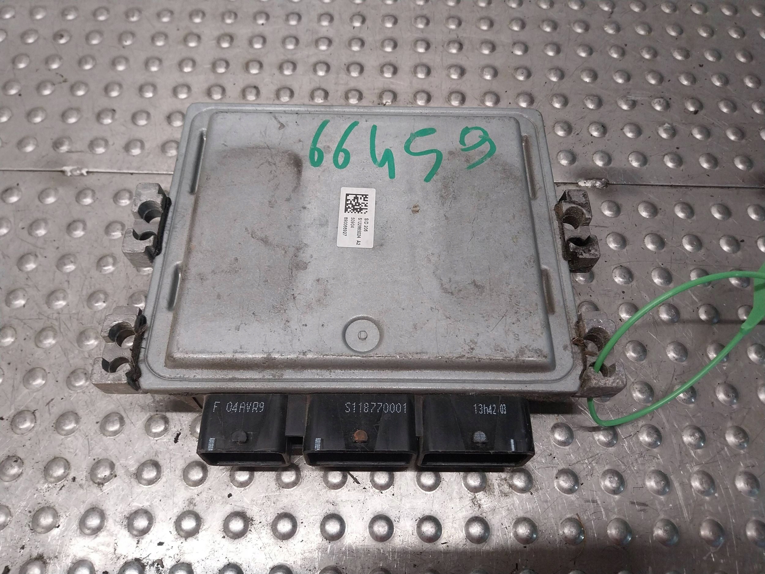 computer control unit of the engine 8V21-12A650-EB FORD FIESTA MK6 MK7 1.4 TDCI