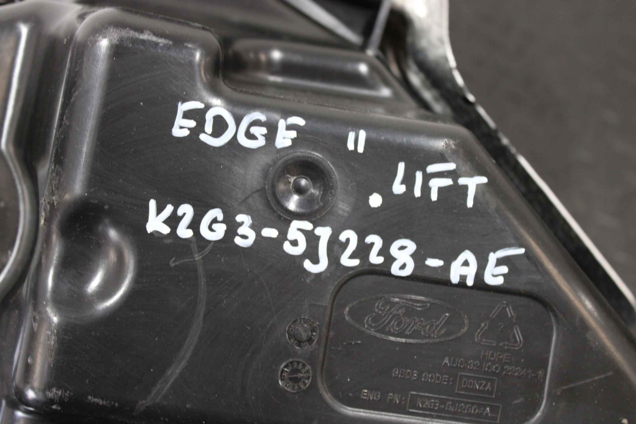 Behälter ADBLUE FORD EDGE II 2 MK2 LIFT VIGNALE K2G3-5J228-AE