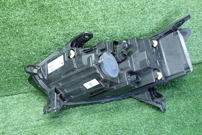 DACIA SANDERO III LOGAN III JOGGER FUL LED 20- reflektor right light right