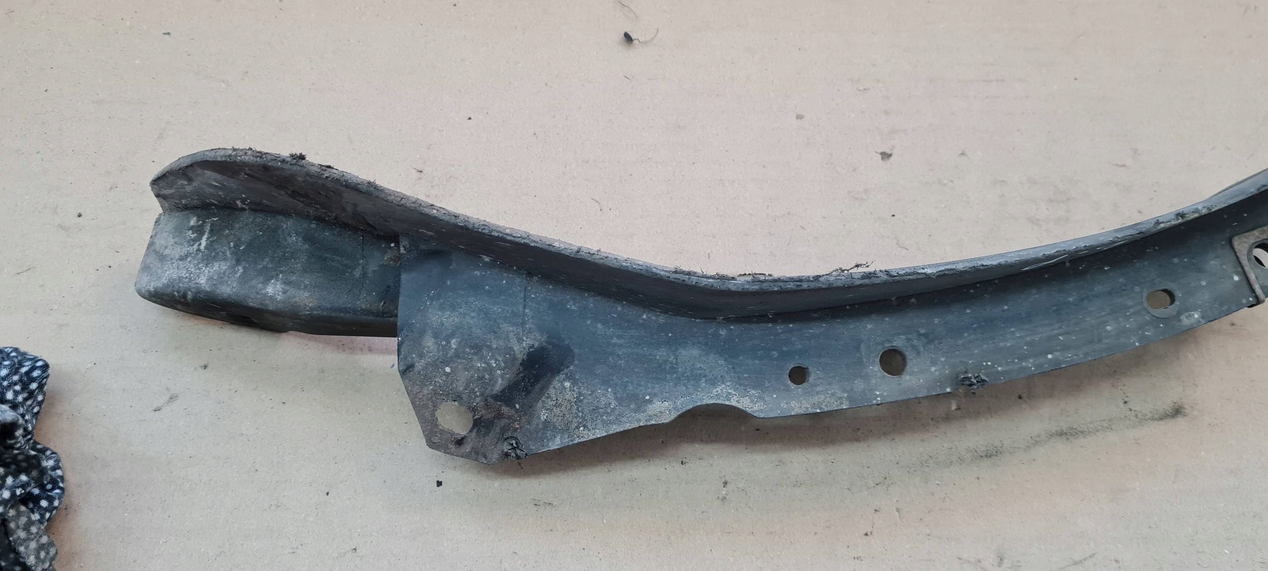 A5 8T LIFT spoiler mudguard flap NADKOLA front left front 8T0853887F