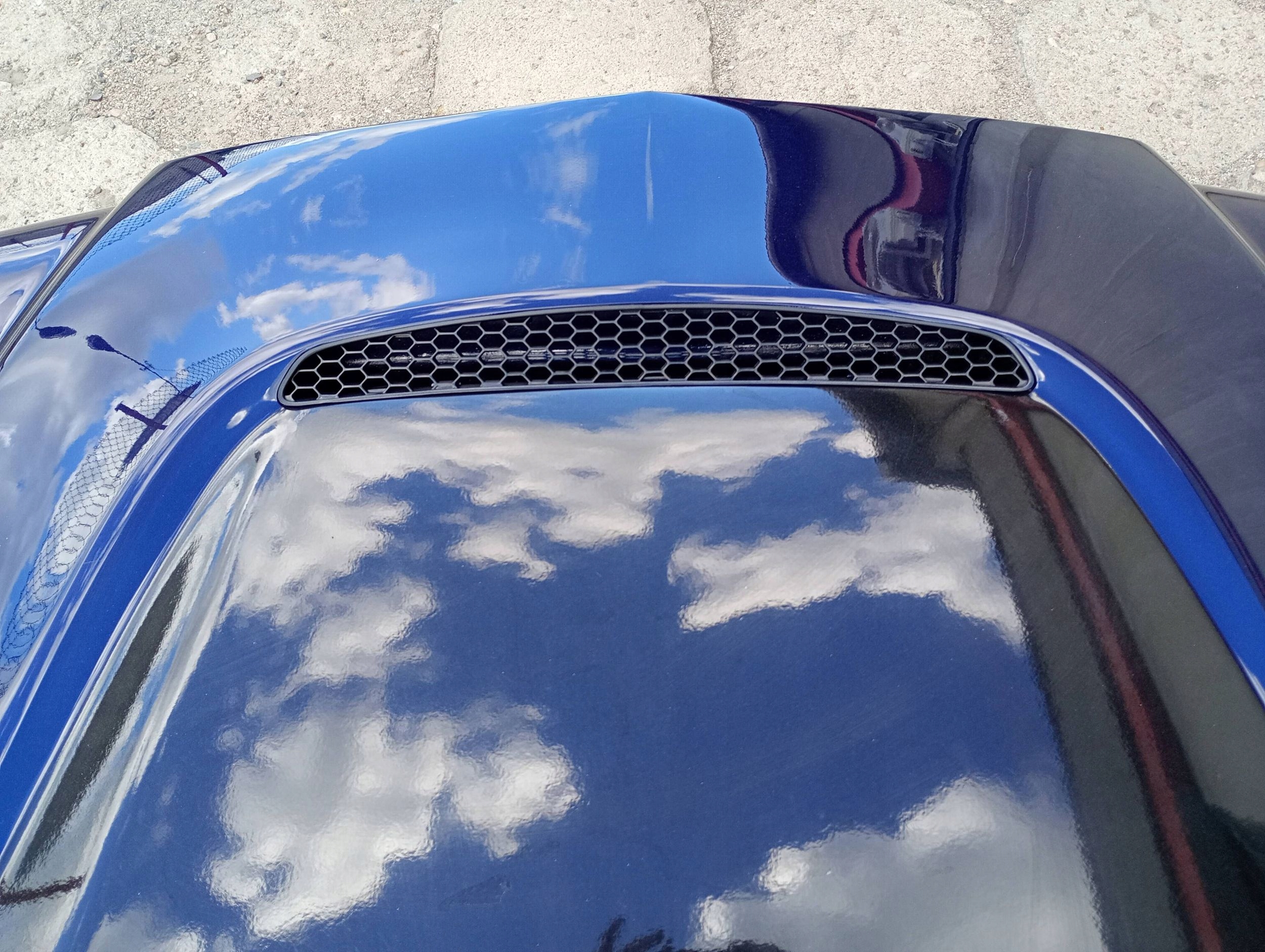 bonnet front engine housing cover original Dodge Charger 6.4 SRT 2011-2014