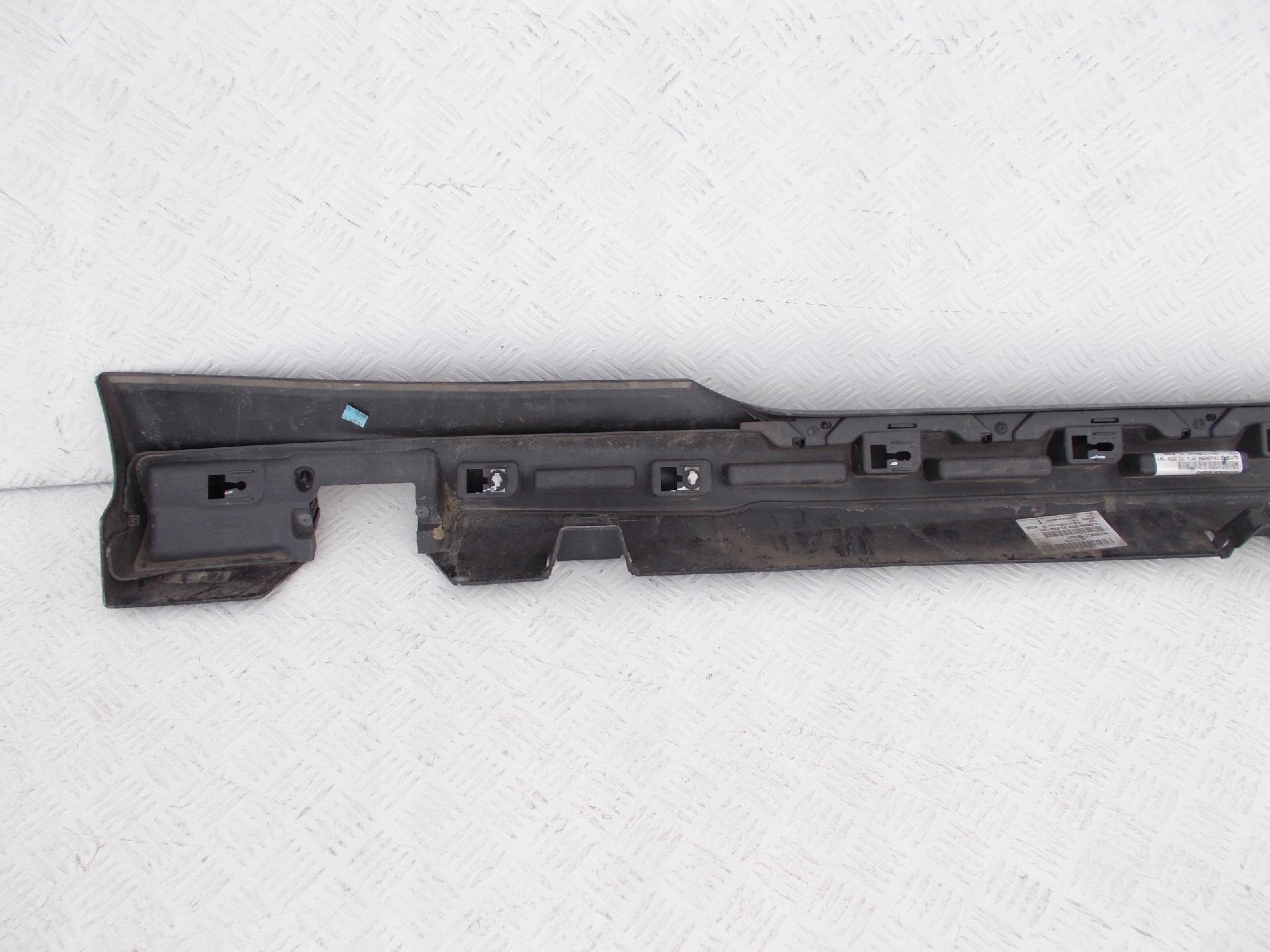 Ford Fiesta MK7 ST RS LIFT moulding threshold pro left
