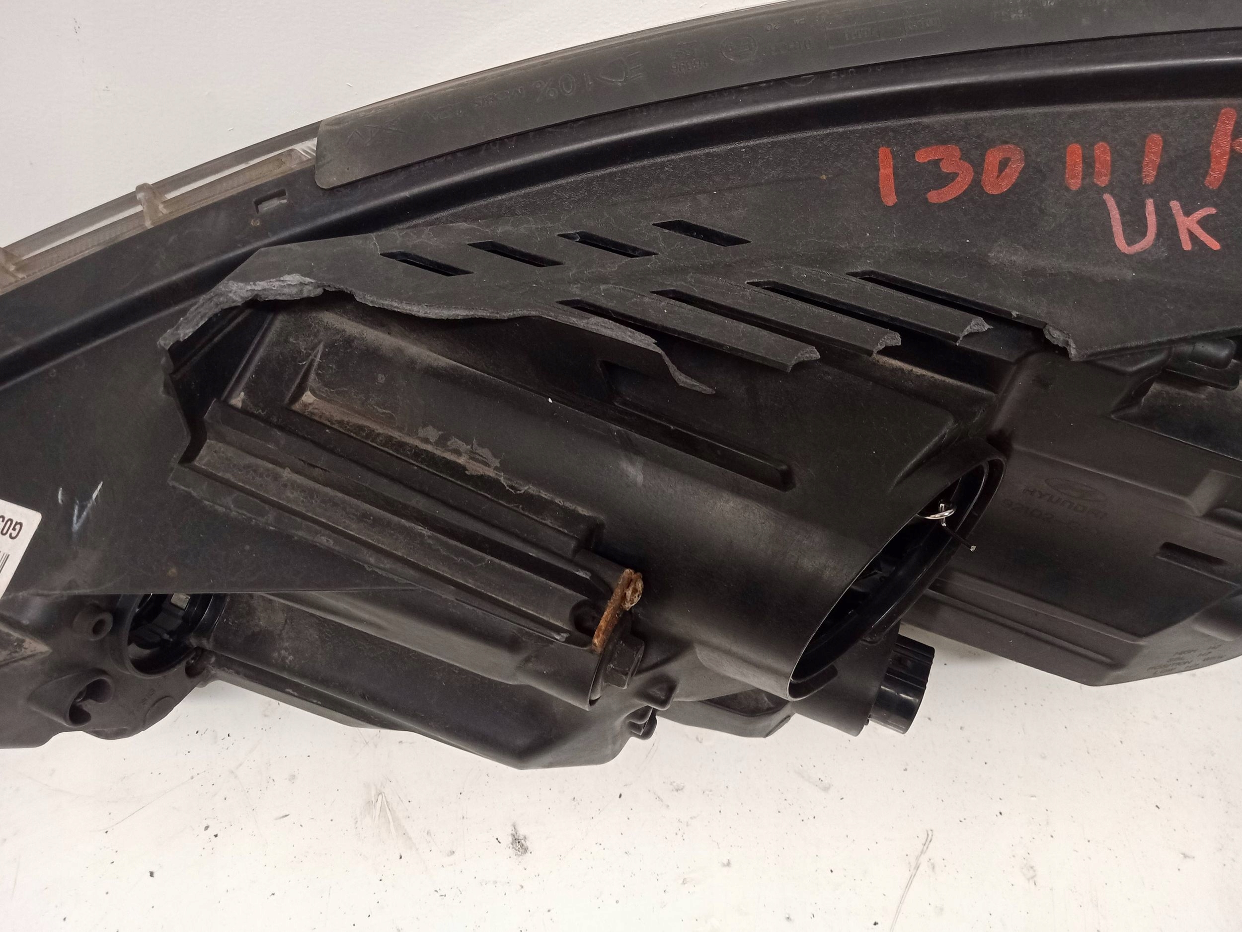 HYUNDAI I30 III light right front 92102-G4030 UK 2017