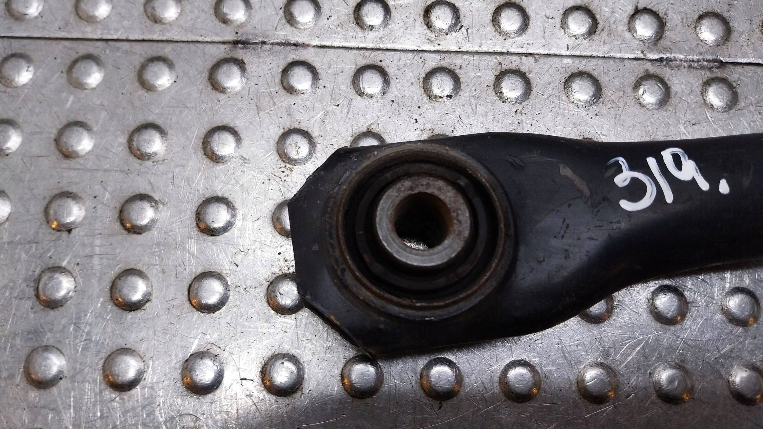 arm left right rear part upper 98AG-5500-BF FORD FOCUS MK2 MK3 KUGA MK1 MK2