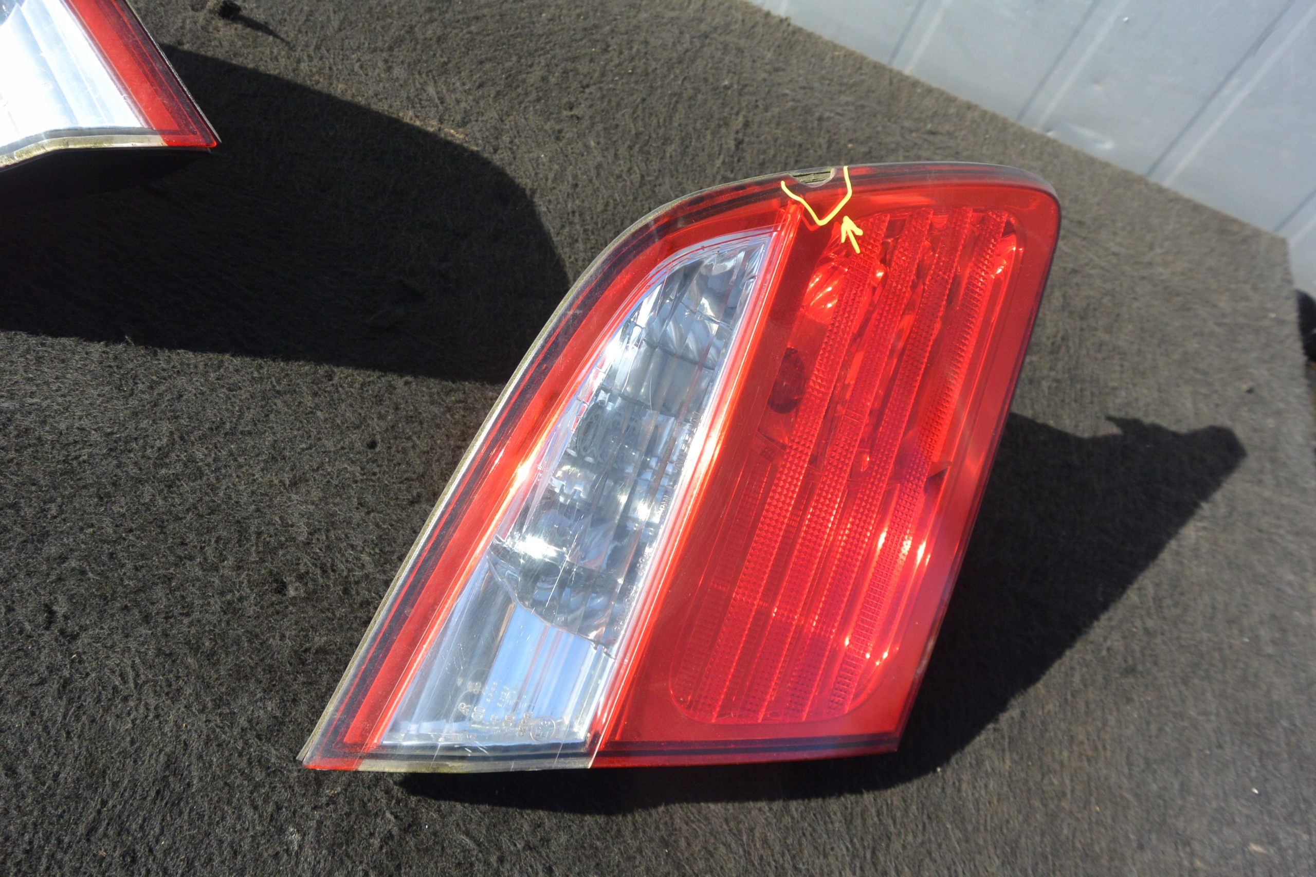 lights bonnet rear part NISSAN MAXIMA A33 00-05 left right