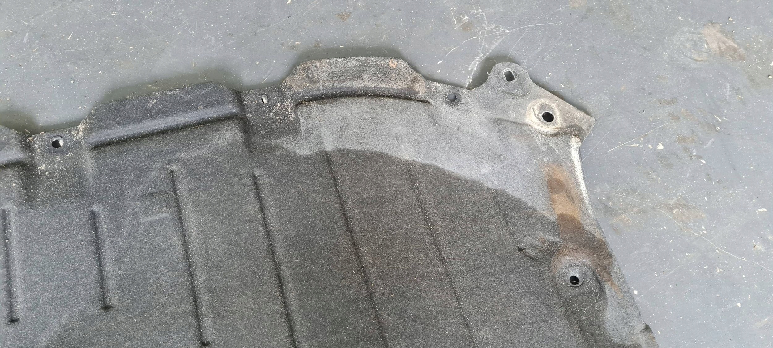 Chrysler Pacifica 2022 Blende Abdeckung abdeckung untere DES MOTORS 68489769AA