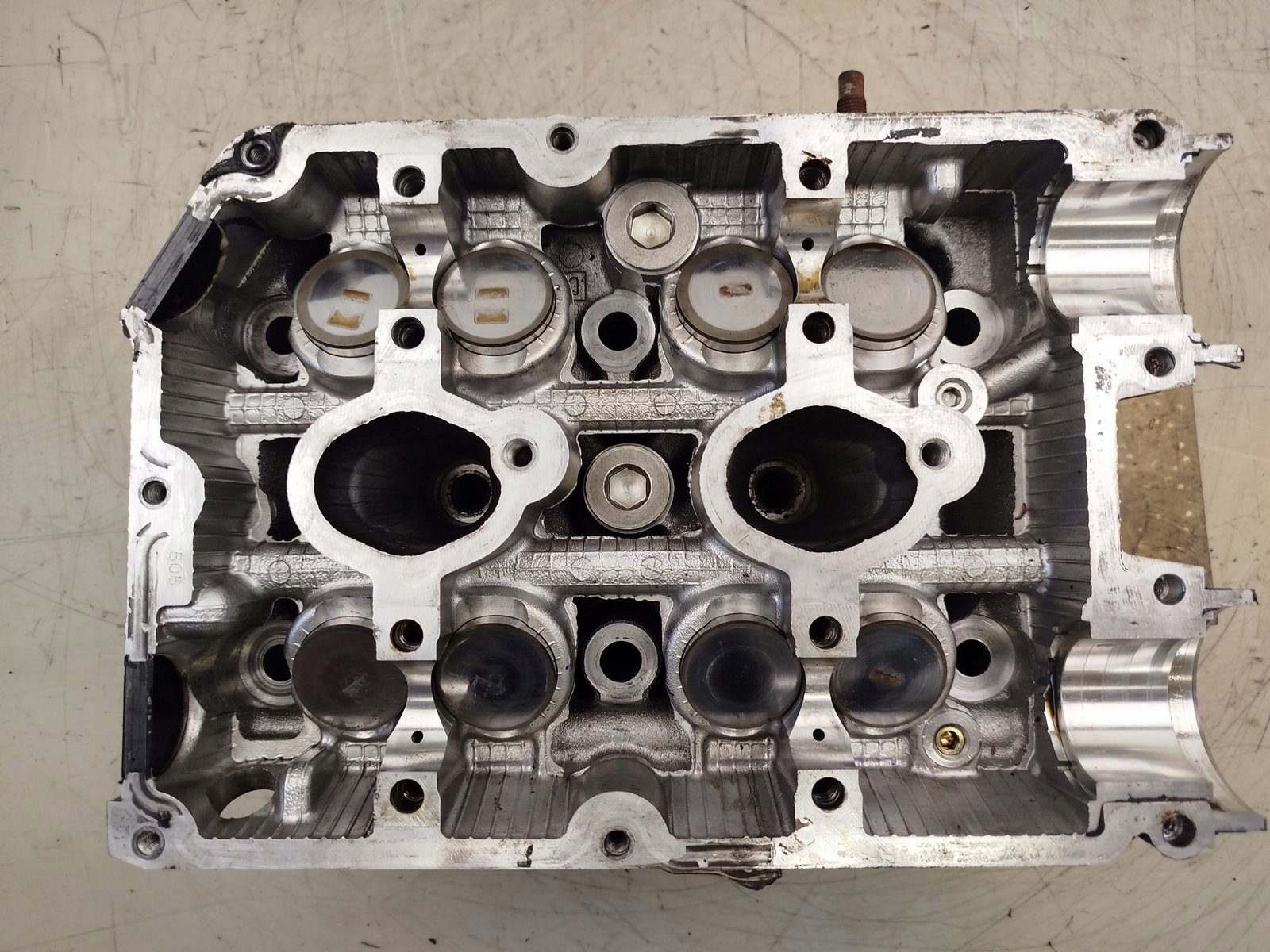 testata motore Subaru D20 2.0 8V EJ20