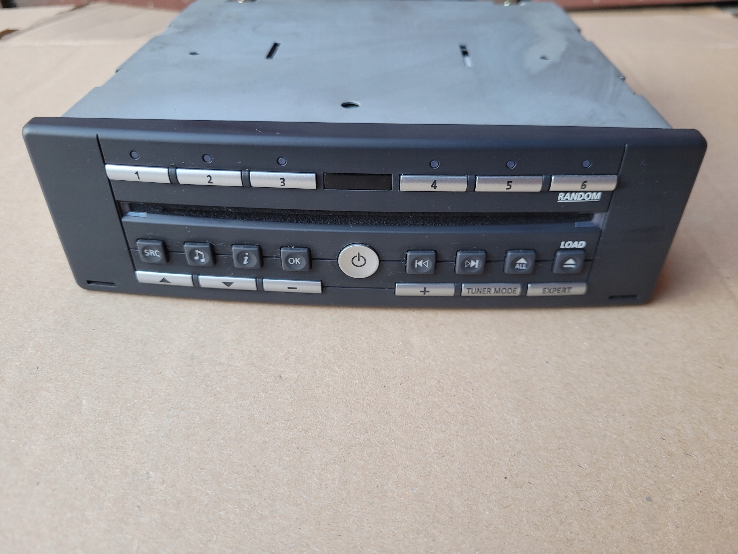 RADIO CD LAGUNA II ESPACE IV LIFT 8200207099