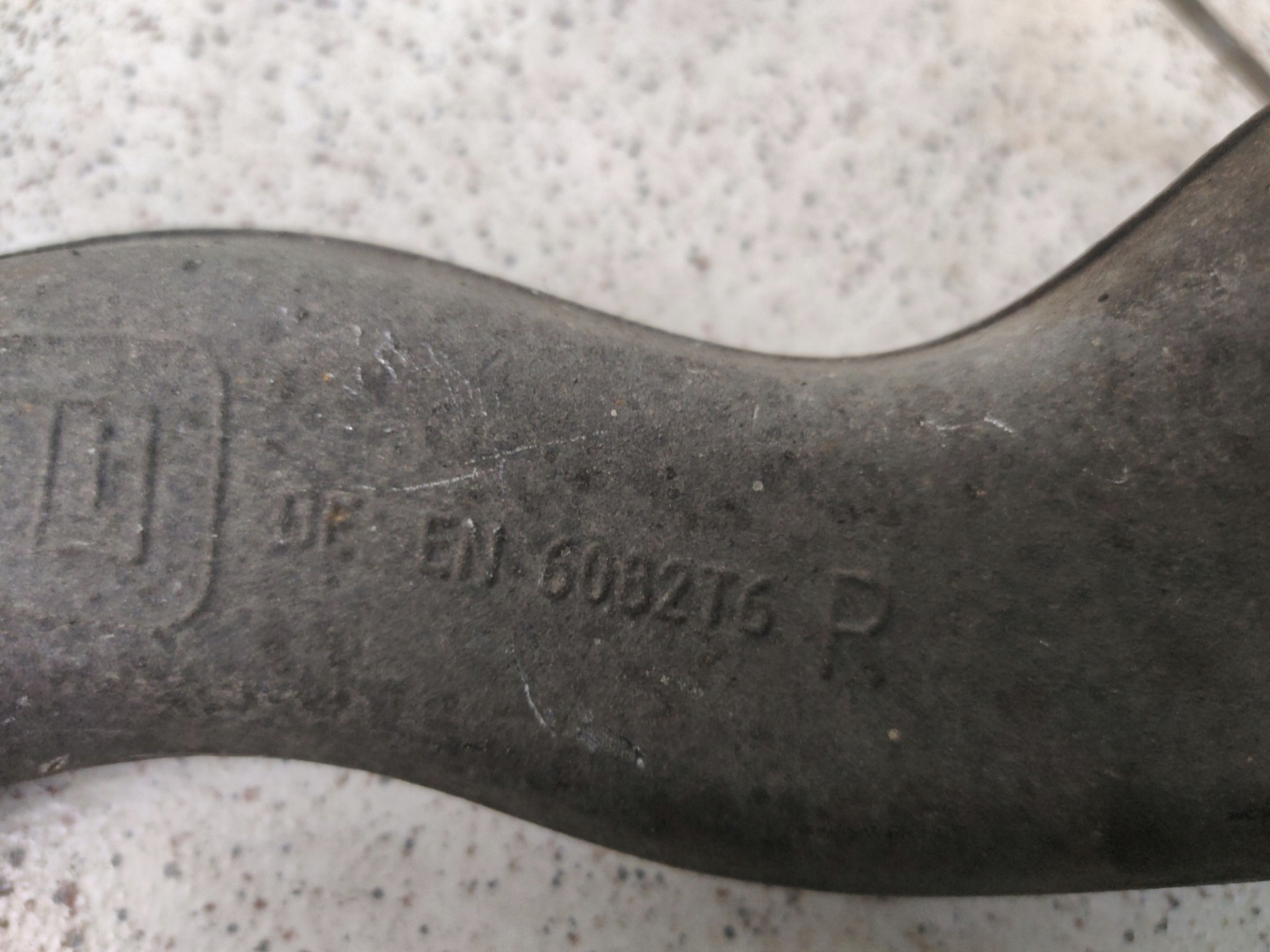 arm front right side nizej BMW 3 F30 2014 6082TG