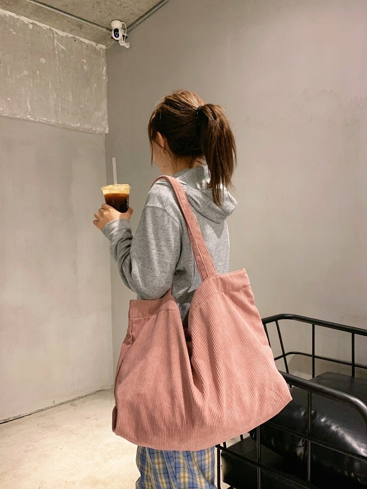 TORBA DUŻA RÓŻOWA NA RAMIĘ MOCNA MIEJSKA SZTRUKSOWA STUDENCKA DO SZKOŁY Kolor różowy