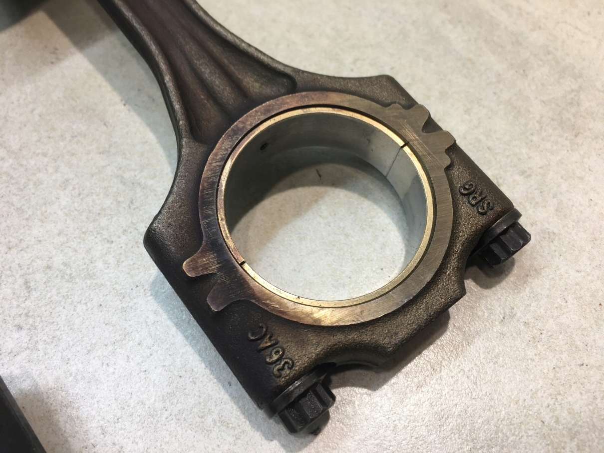piston connecting rod SKODA FABIA II 1.2 CHFA 76L82