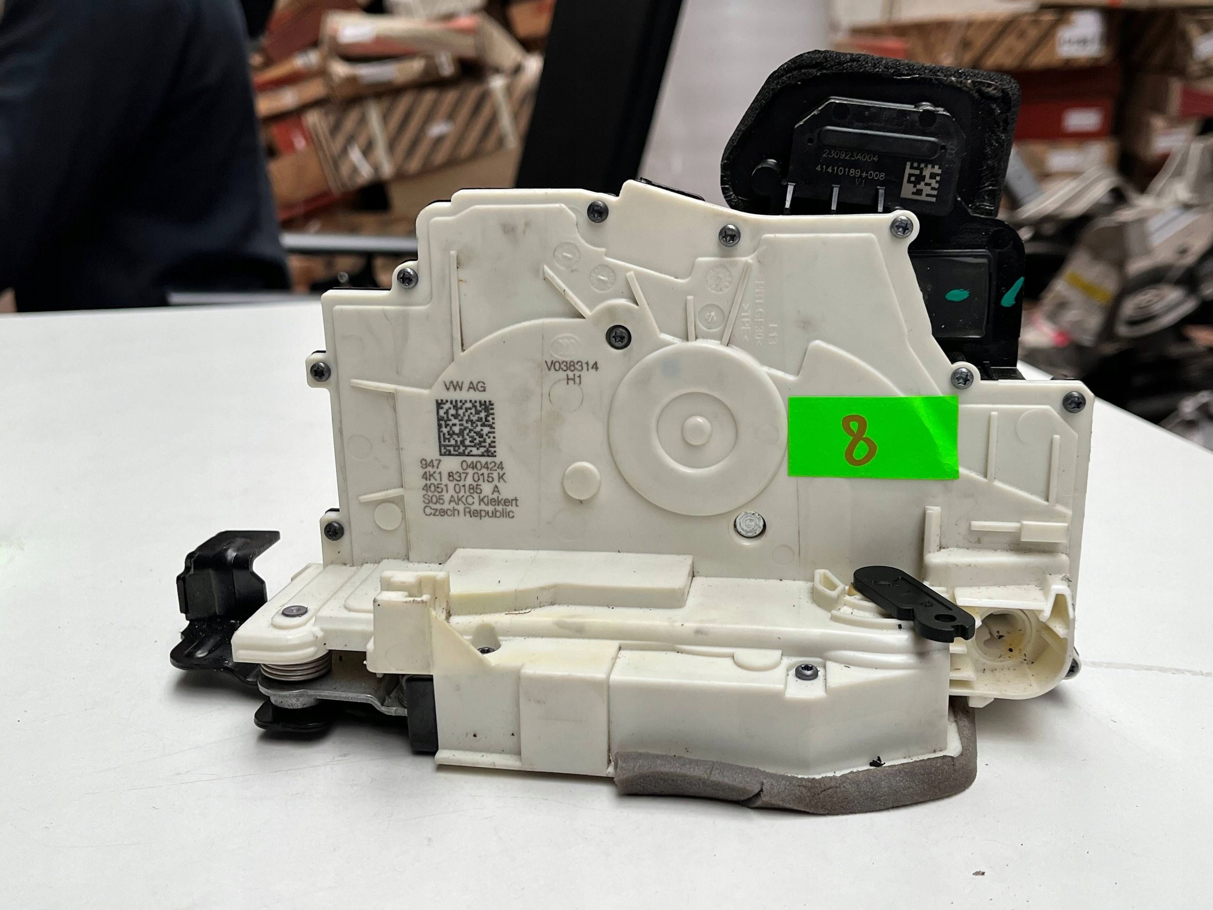 lock door przednich Audi A6 S6 C8 4K 4K1837015K !J