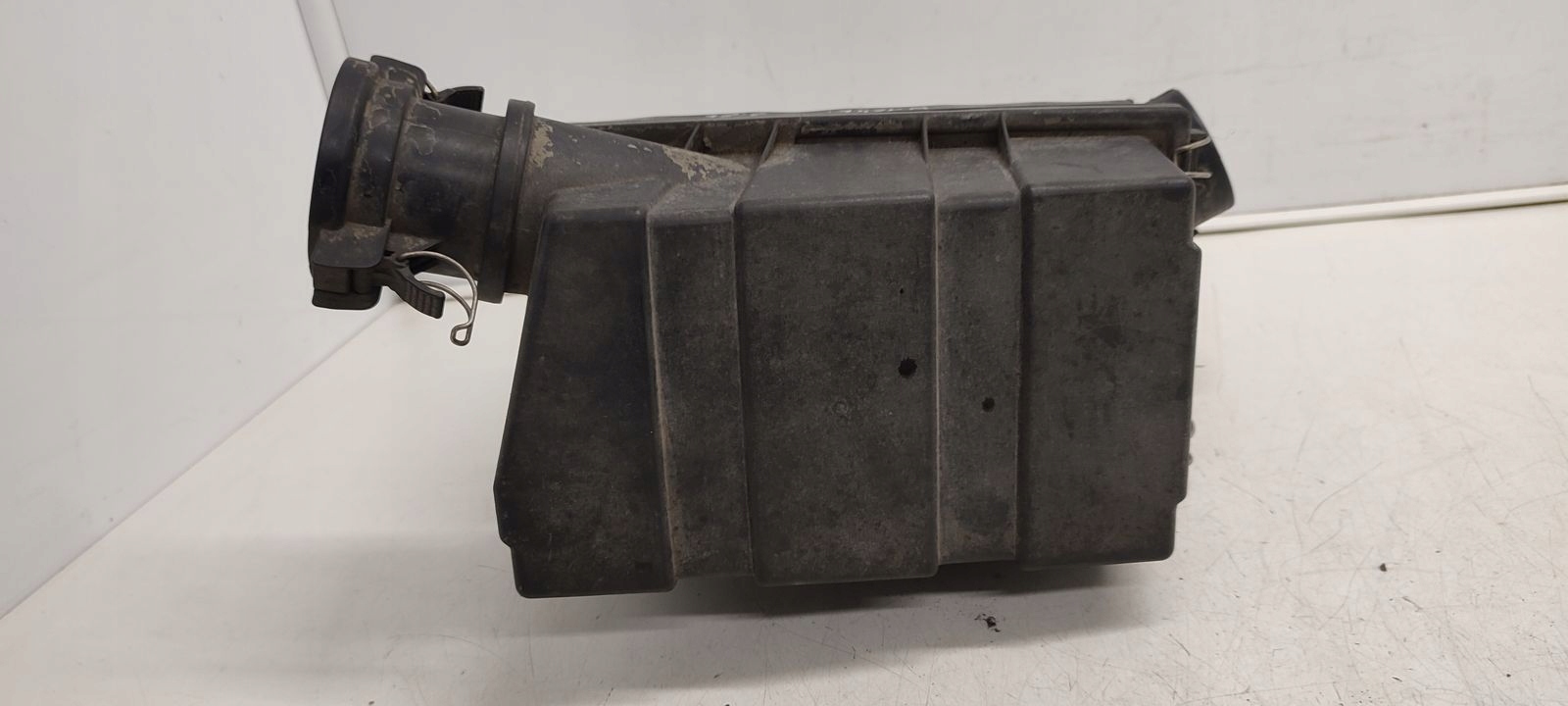 Gehäuse filter luft Mercedes W124 2,2b