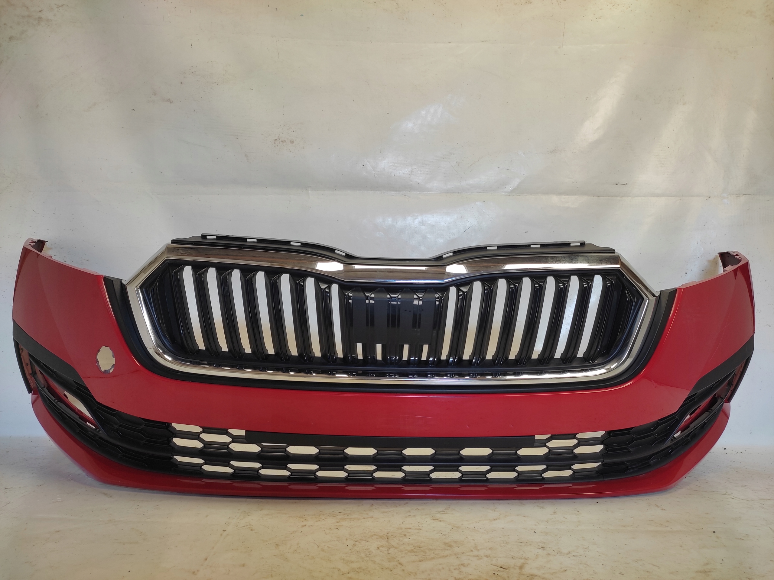 SKODA OCTAVIA IV 5E3 бампер передний 4PDC 2019-