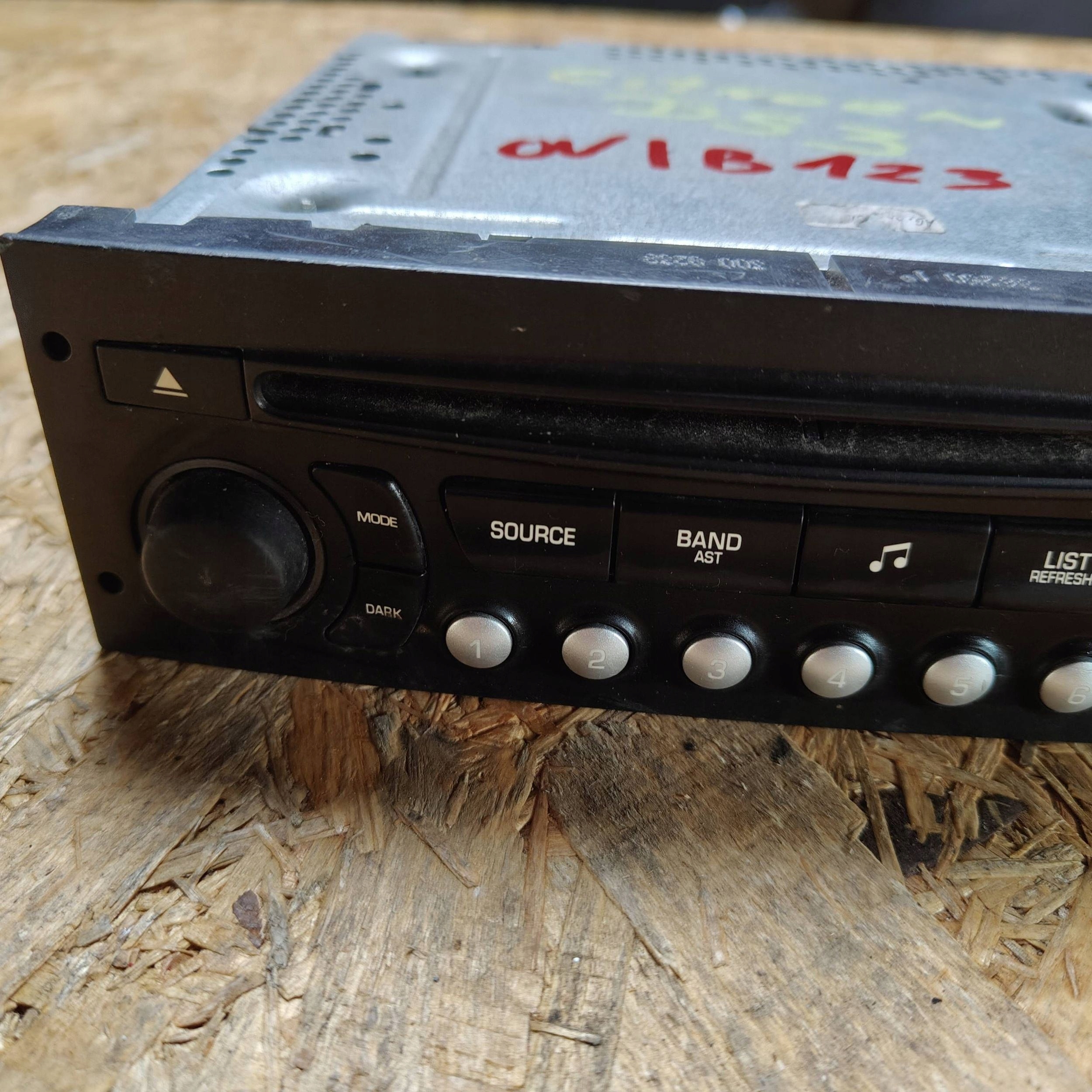 Stacja multimedialna Citroen DS3 96775574XT