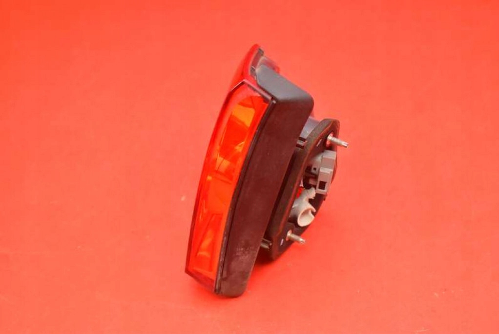 фонарь правый 5N0945094B vw TIGUAN 1 и 07-11