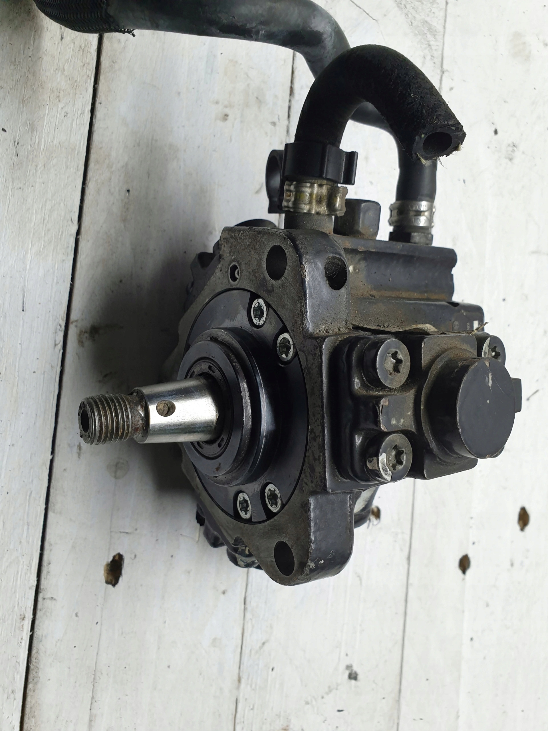 injection pump OPEL 1.9 CDTI 55206680 0445010155