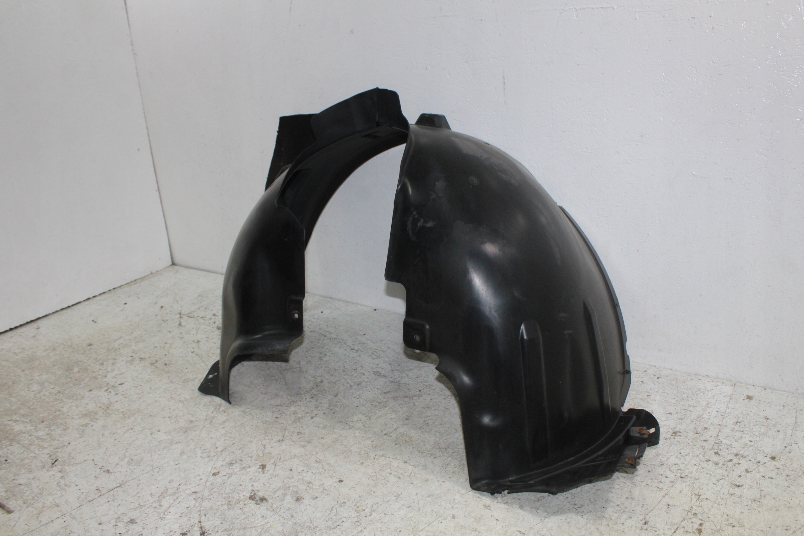 Mercedes ML W164 mudguard left front A1648840922 A1648840122