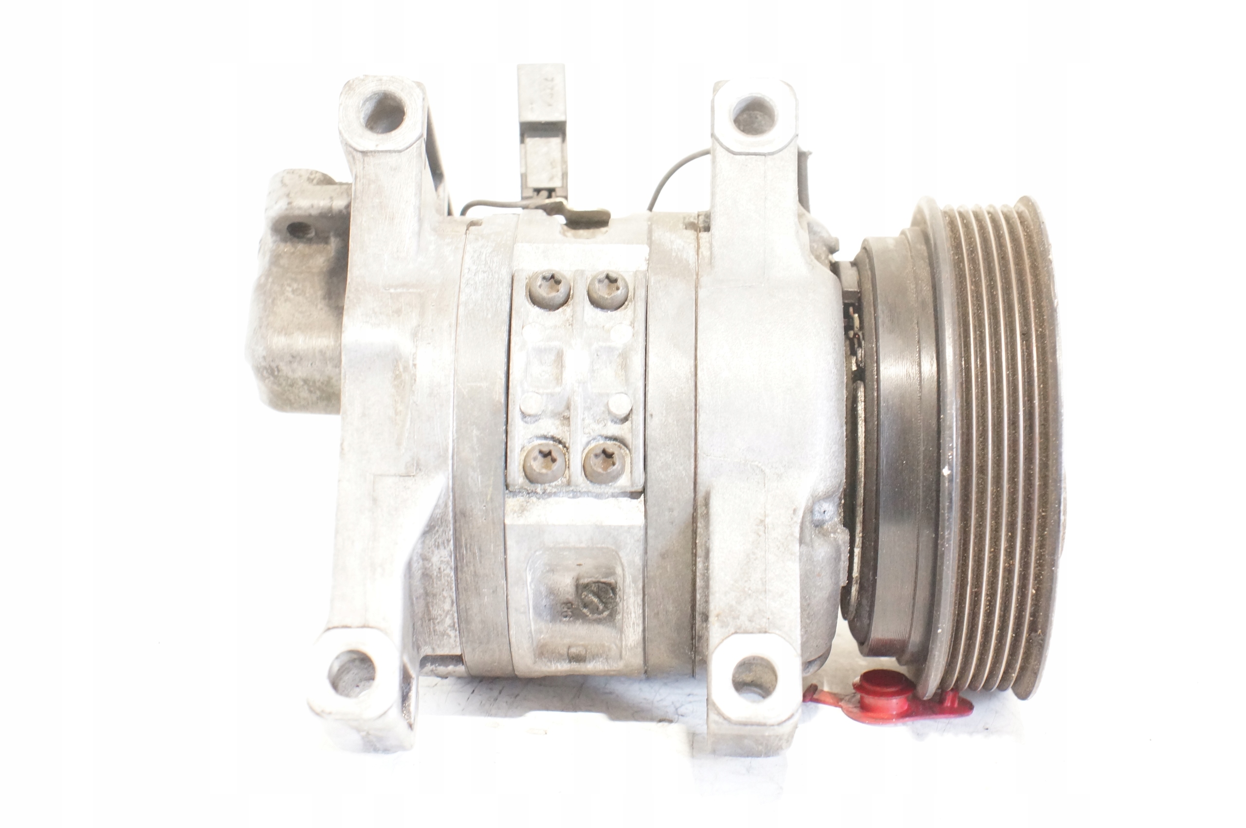 92600-6F600 - Компресор кондиціонера NISSAN MICRA K11