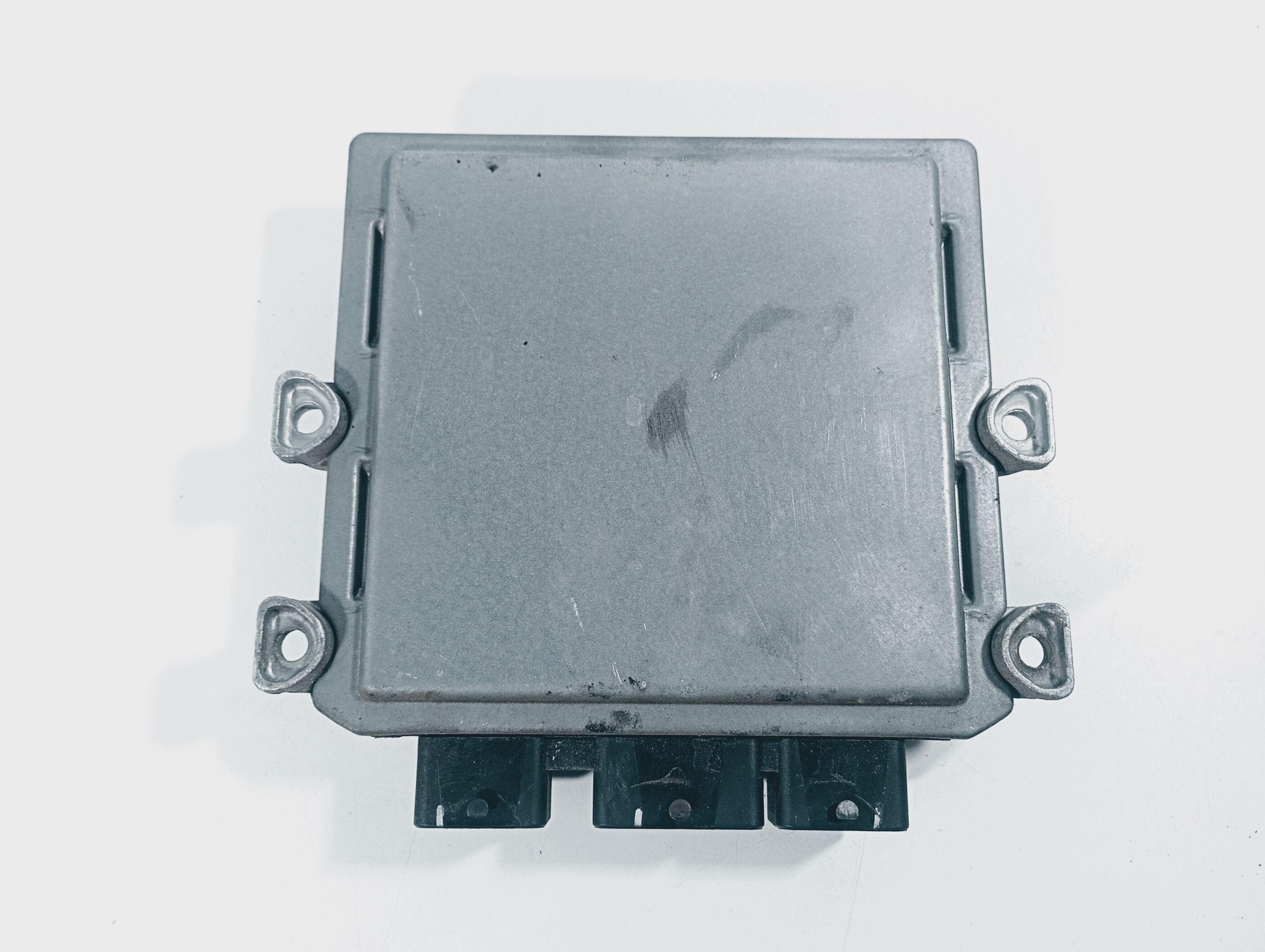 computer control unit of the engine OE 9653451880 Citroen C2 03-17