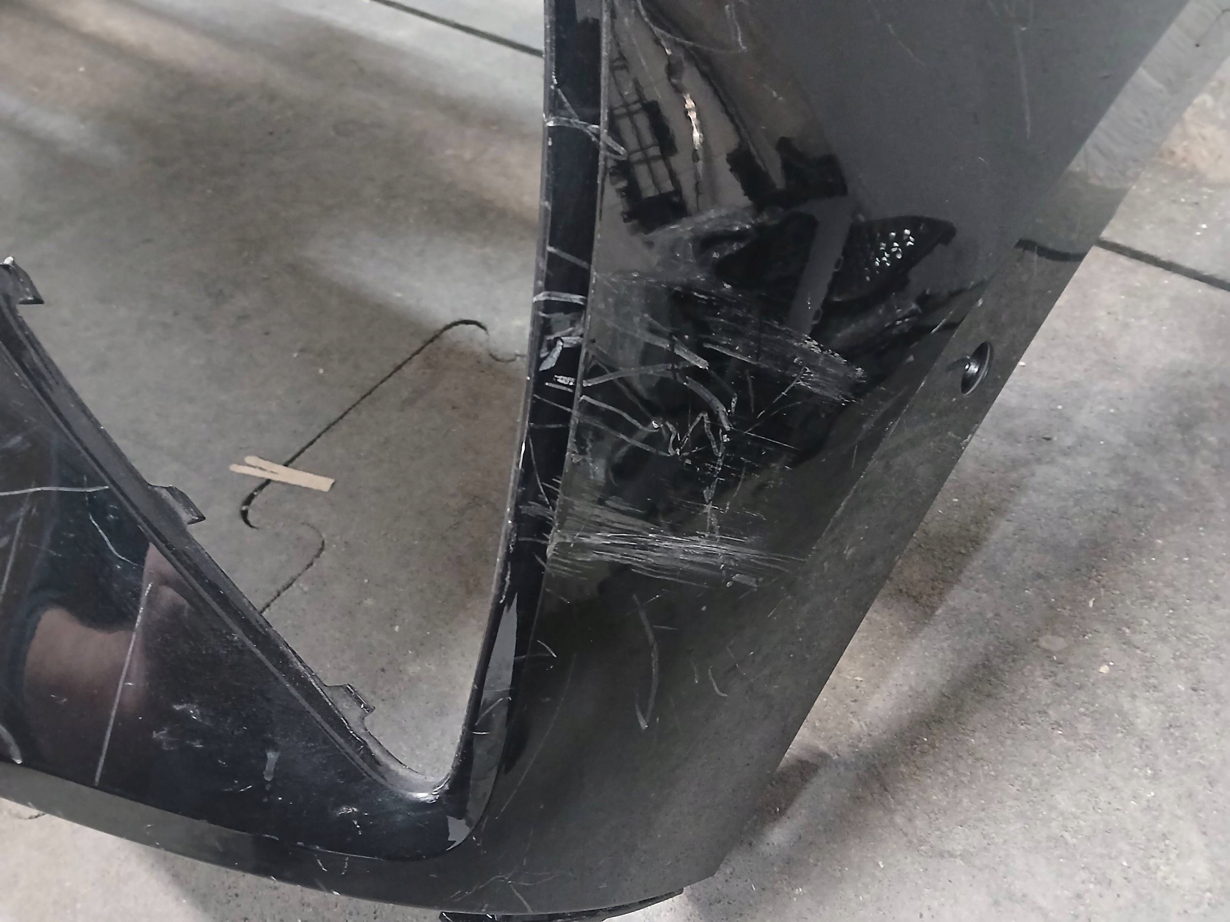 bumper front VW ID4 ID-4 ID 4 11A