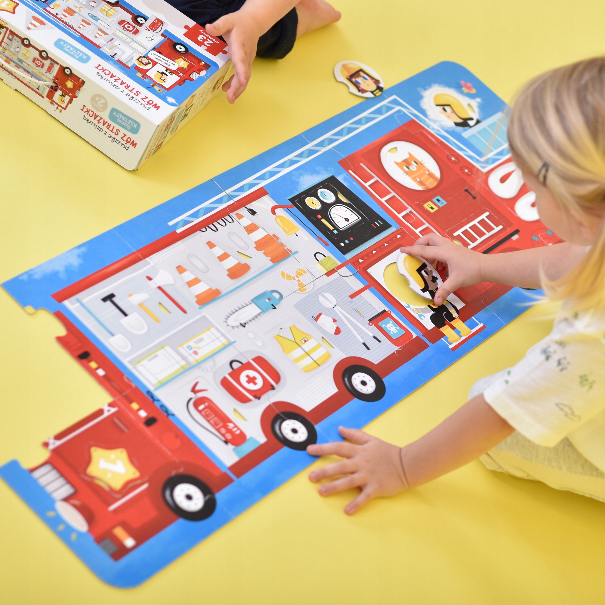 wóz strażacki Puzzle z dziurką CzuCzu wóz strażacki 23 el. 2+ Kod producenta 6500955