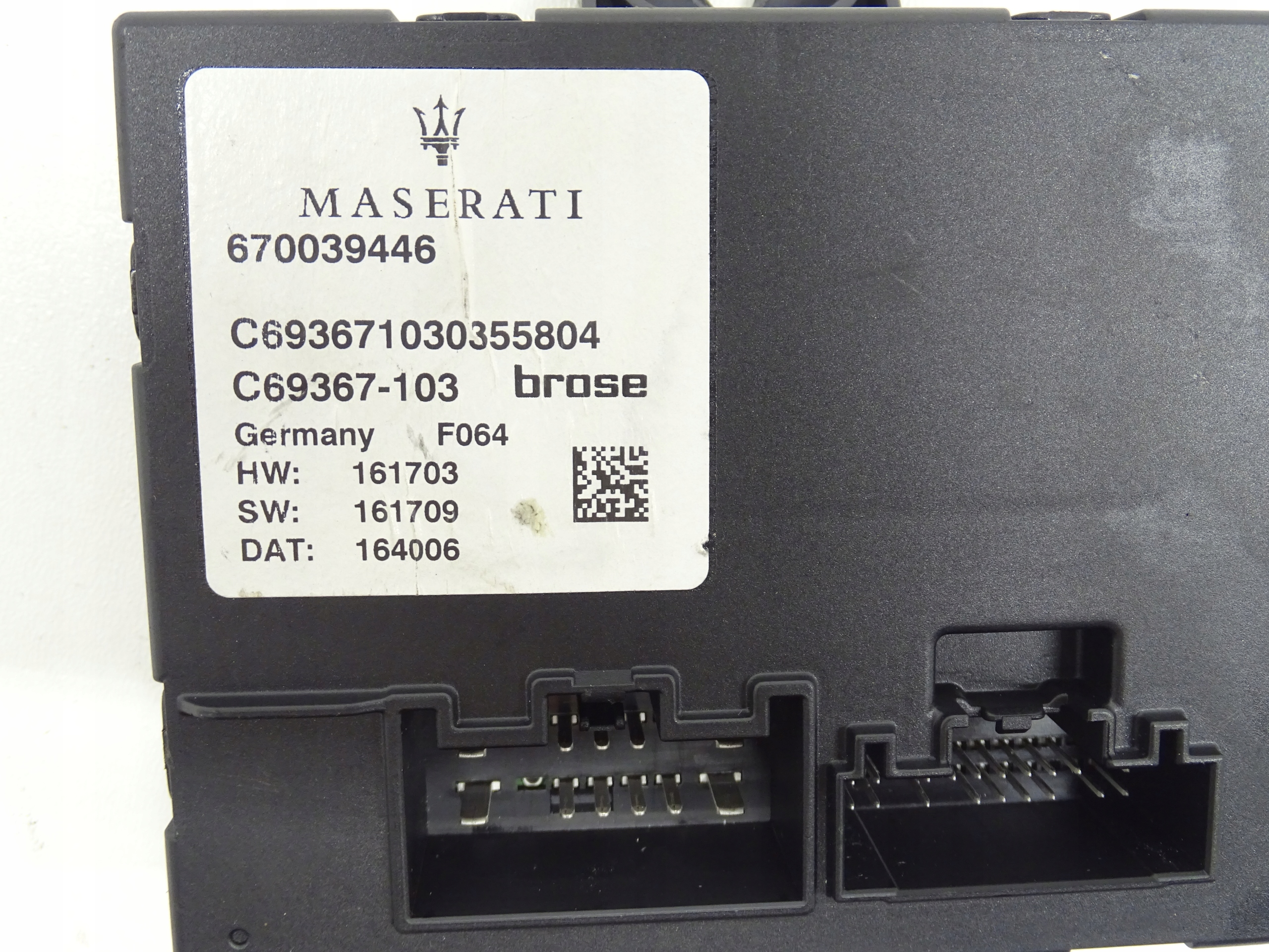 module control unit bonnet MASERATI LEVANTE 670039446