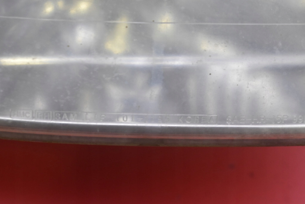 REFLEKTOR right light front EU HYUNDAI SANTA FE 1 and 00-04