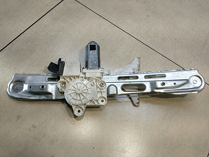 window regulator left rear part 6 PIN SIGNUM 24414776