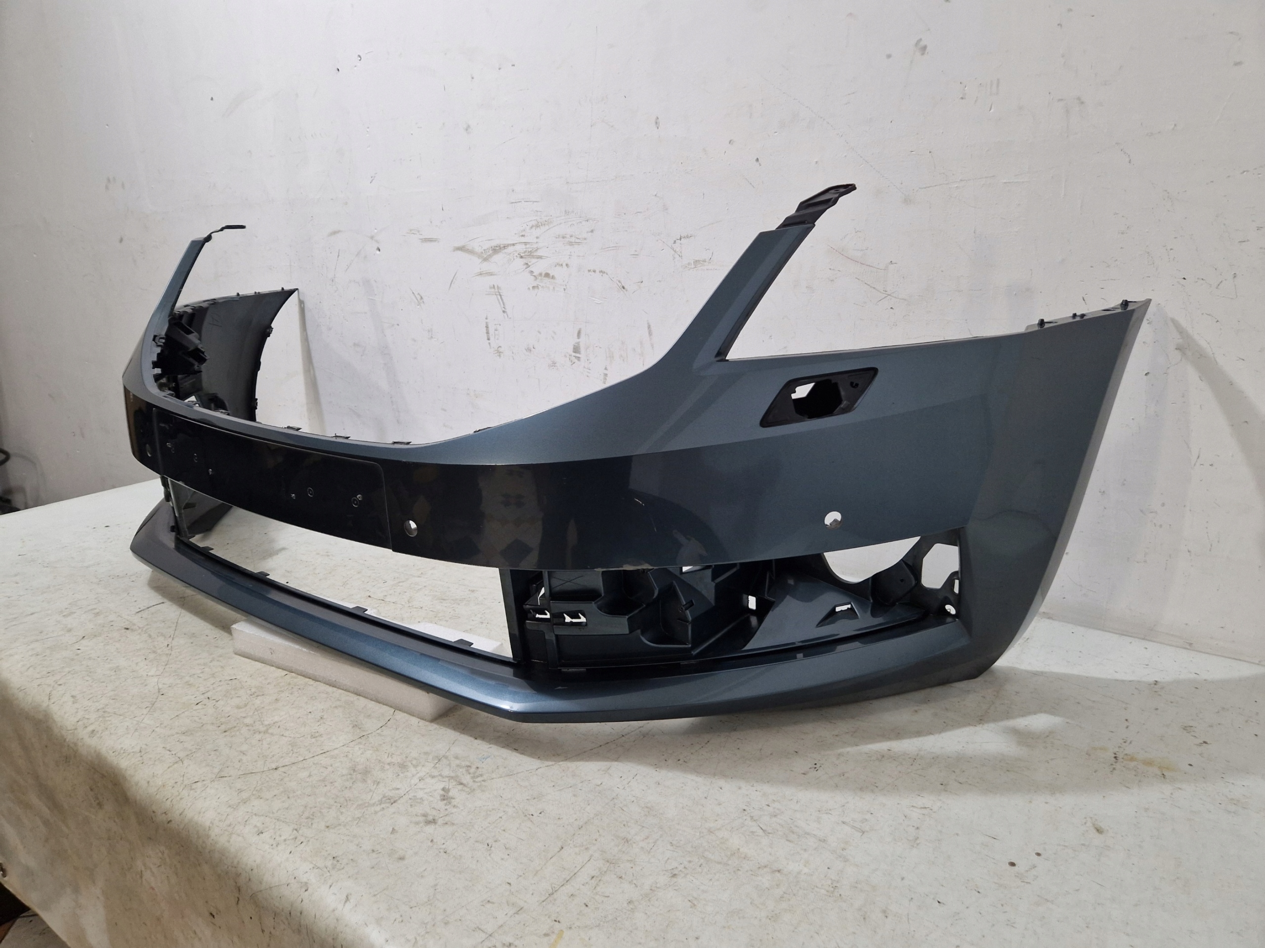 front bumper front SKODA OCTAVIA III LIFT 5E0807221N