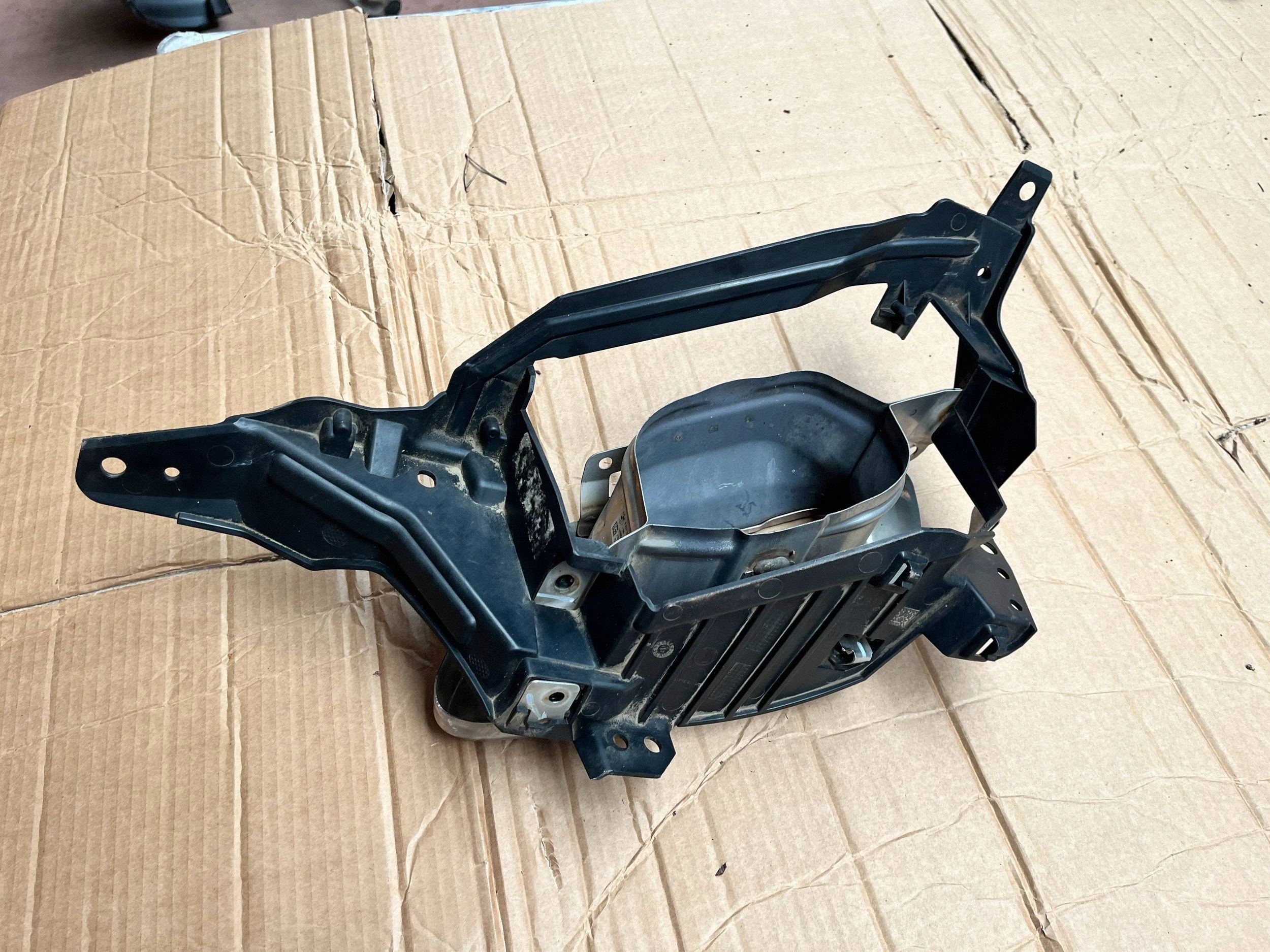 TERMINALE dello scarico BMW X5 G05 8074190 @M
