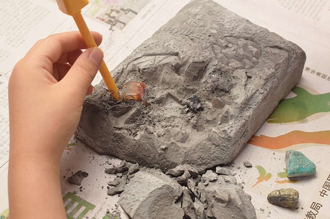 ZESTAW DOŚWIADCZALNY KOPALNIA KRYSZTAŁÓW MAŁY ARCHEOLOG DIAMENTY WYKOPALISK Marka inna