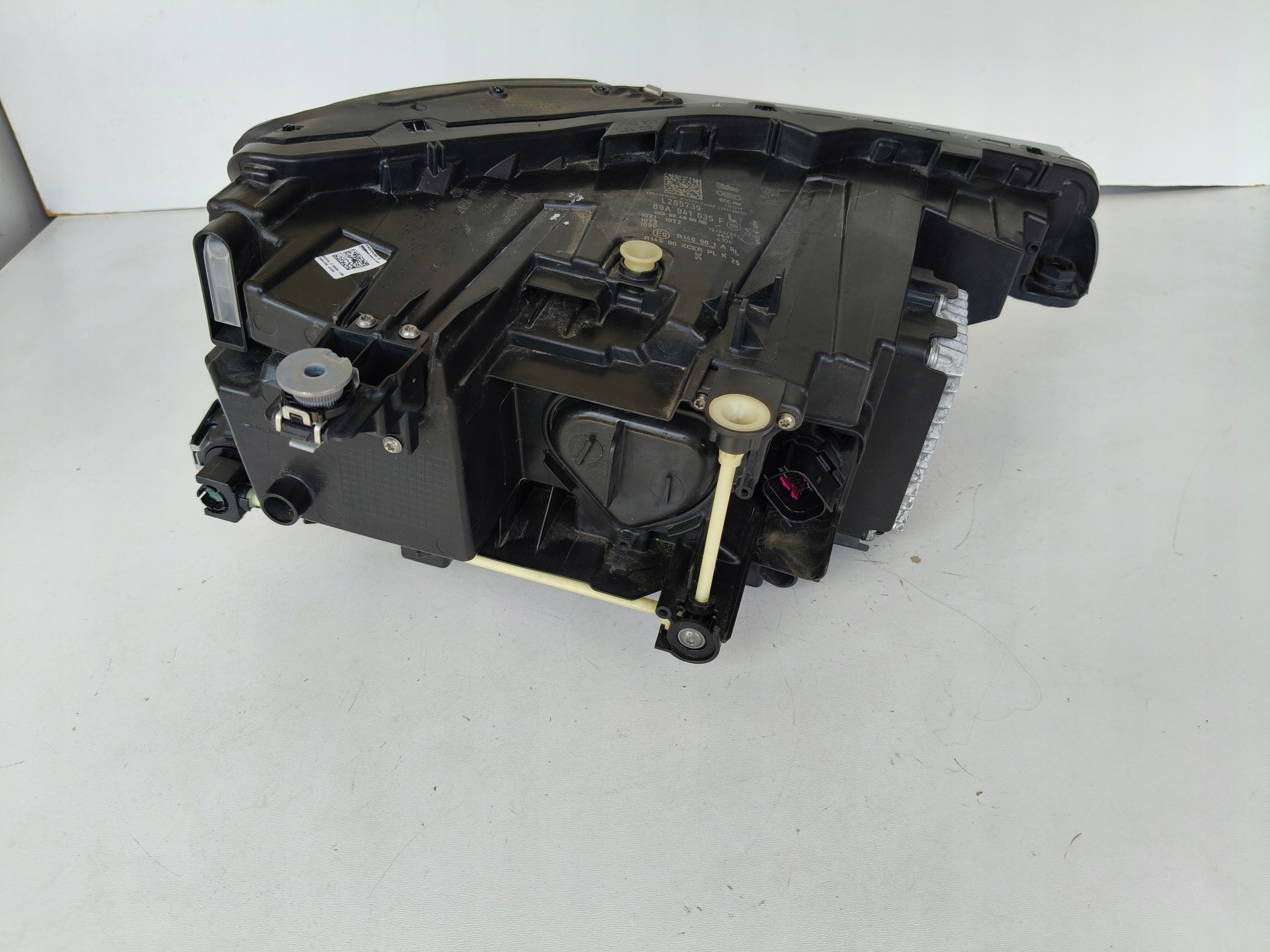 light left REFLEKTOR AUDI Q4 89A FULL LED MATRIX