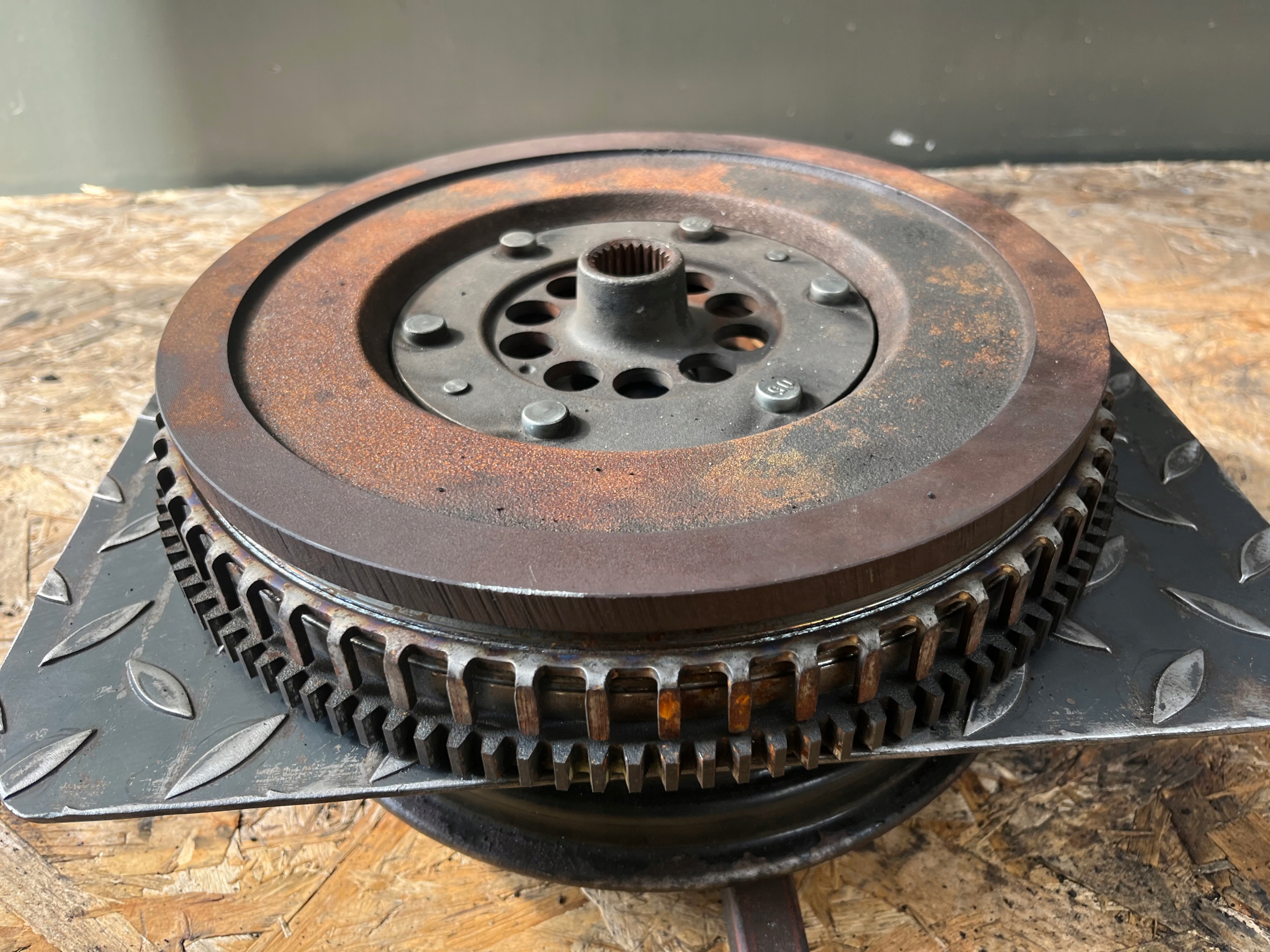 wheel flywheel DWUMASA AUDI A6-C6 2.7 TDI