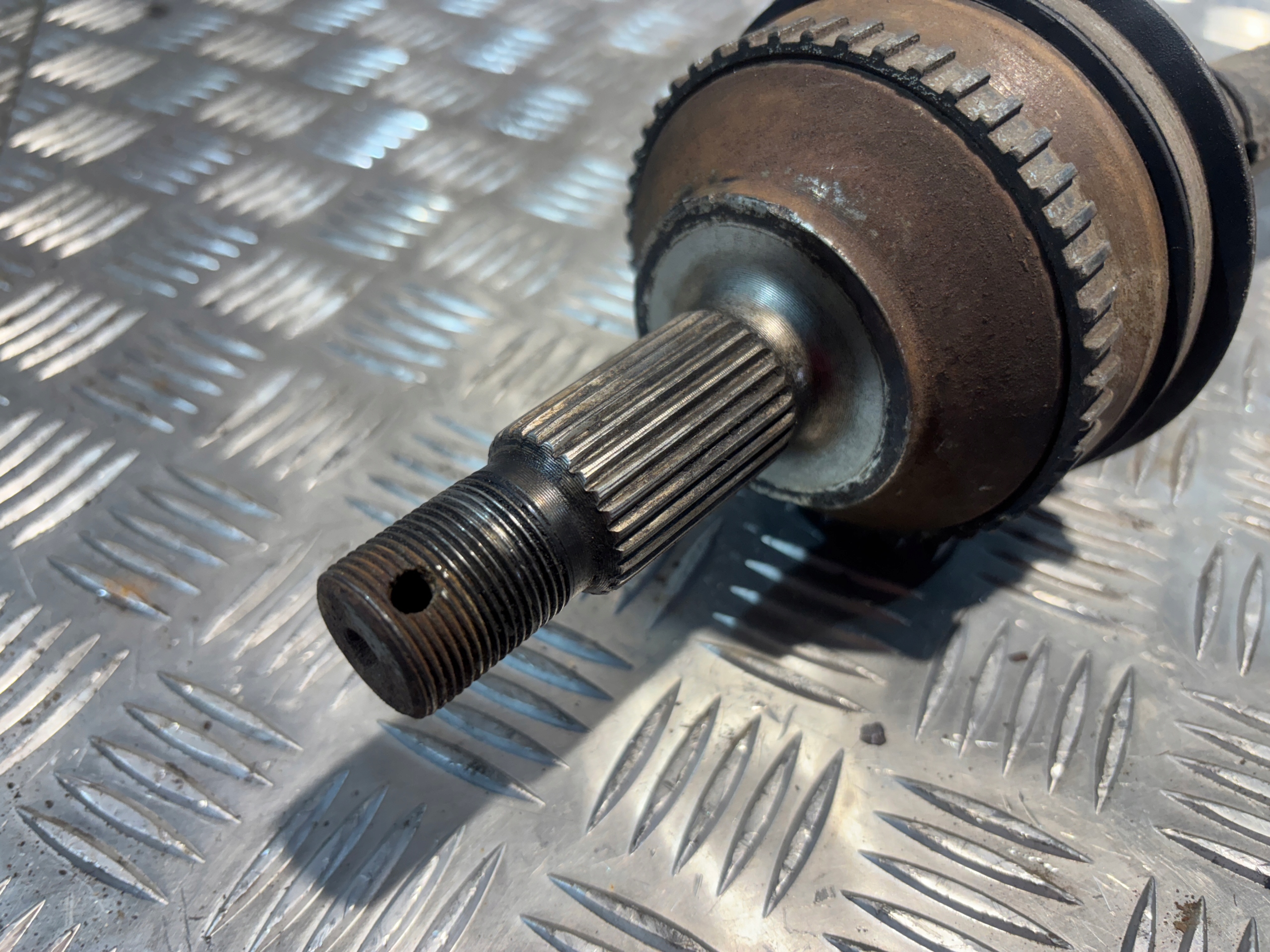 semi-axis left Citroen Jumpy and 2,0 HDI