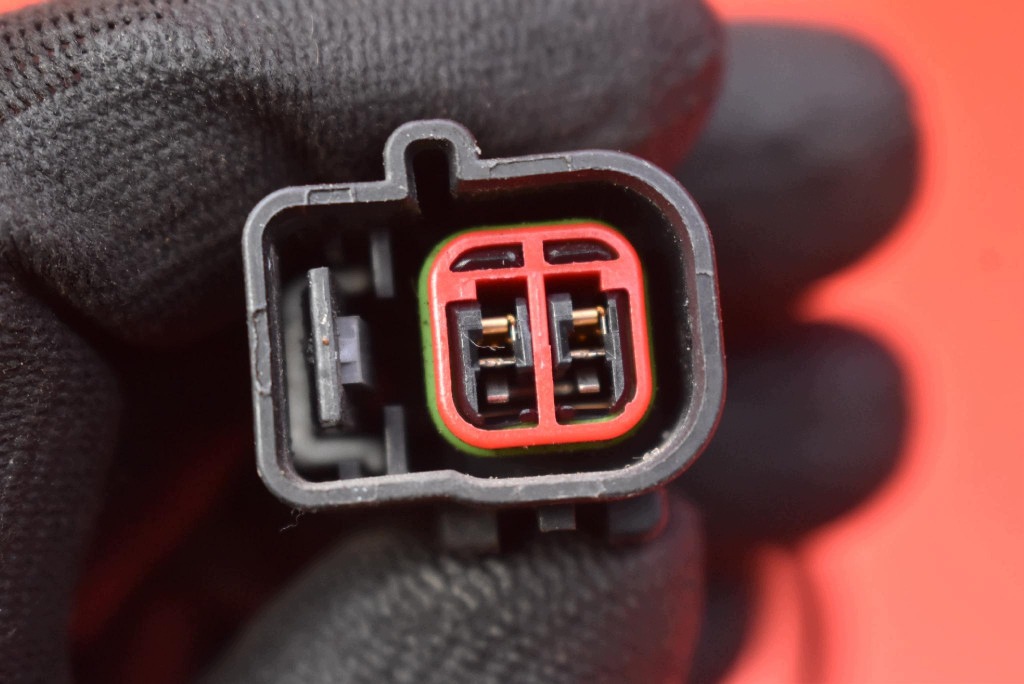 impact sensor P31305432 VOLVO V40 2 II 12-16