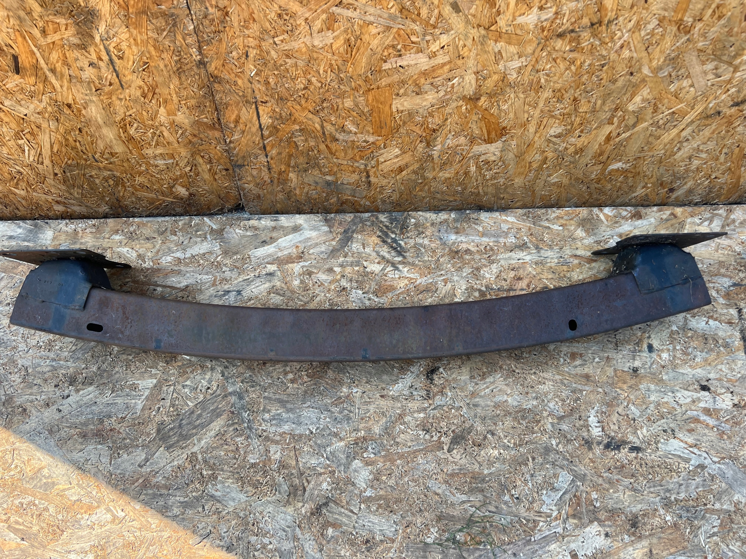 sider pillar below bumper front CHRYSLER VOYAGER V