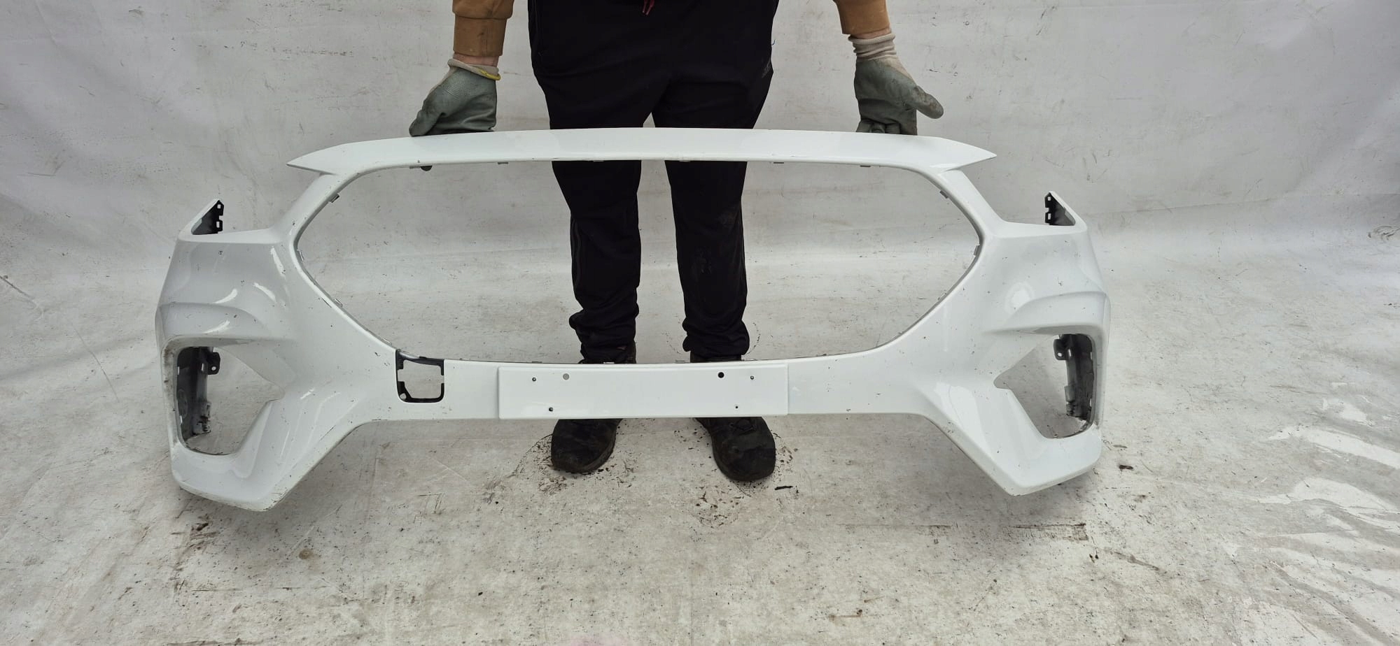 MG ZS LIFT 20- bumper front front P10628329