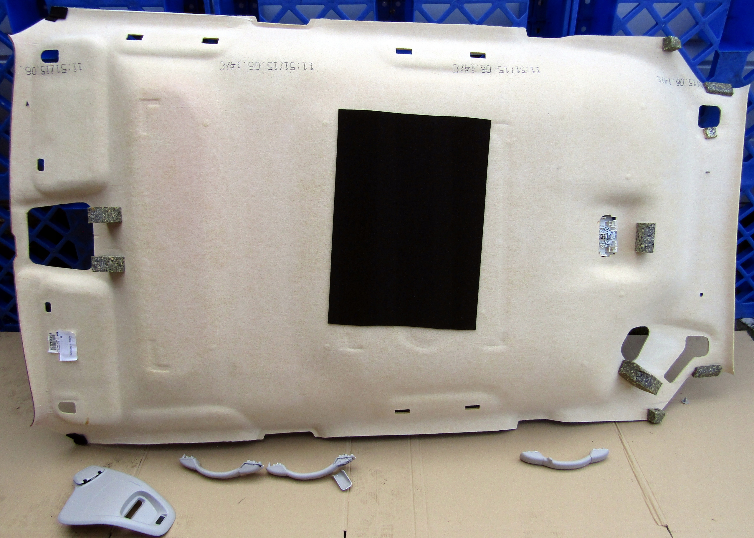 PODSUFITKA CITROEN C3 PICASSO 1.4VTI 2014r 96838422BJ Typ samochodu Samochody osobowe