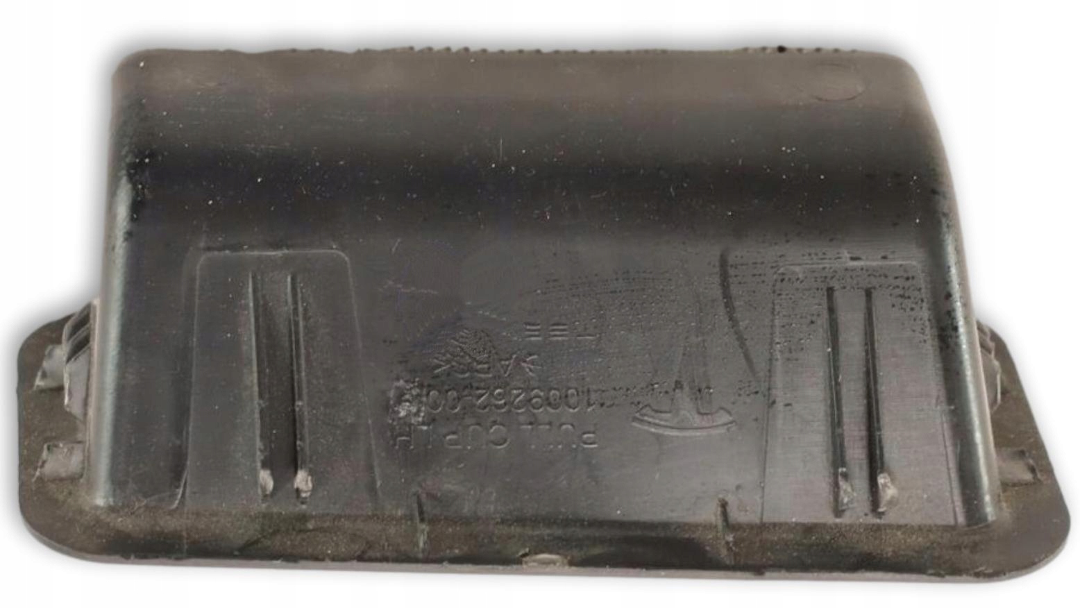 1009262-00-C - TESLA MODEL S LIFT РУЧКА РЕШЕТКИ БАГАЖНИКА ЛЕВ