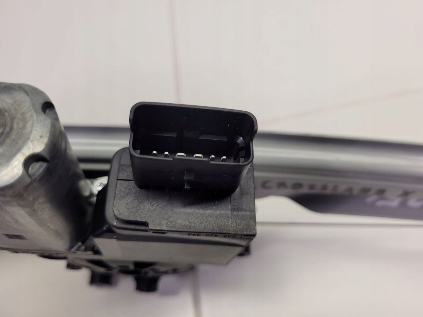 window regulator electrical front right side Opel Crossland X 2019