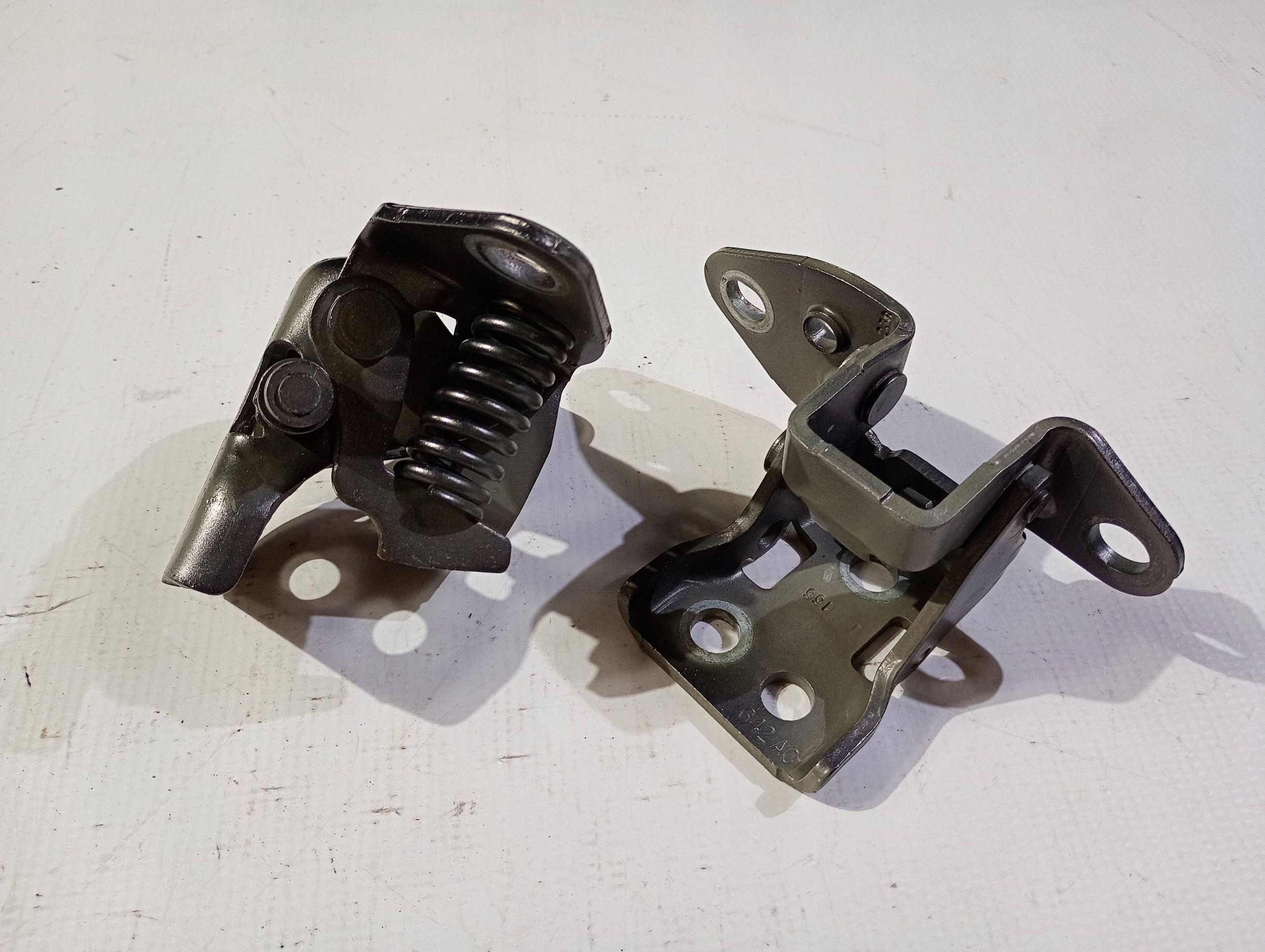 hinge hinges door prawych komplet Dodge Challenger 2015